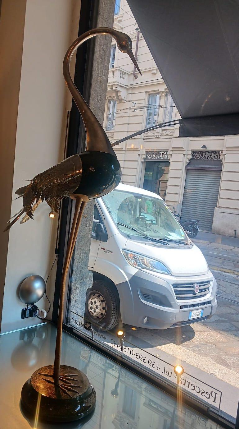 Late 20th Century 1970 Antonio Pavia Brass and Resin Heron Signed H 175cm For Sale