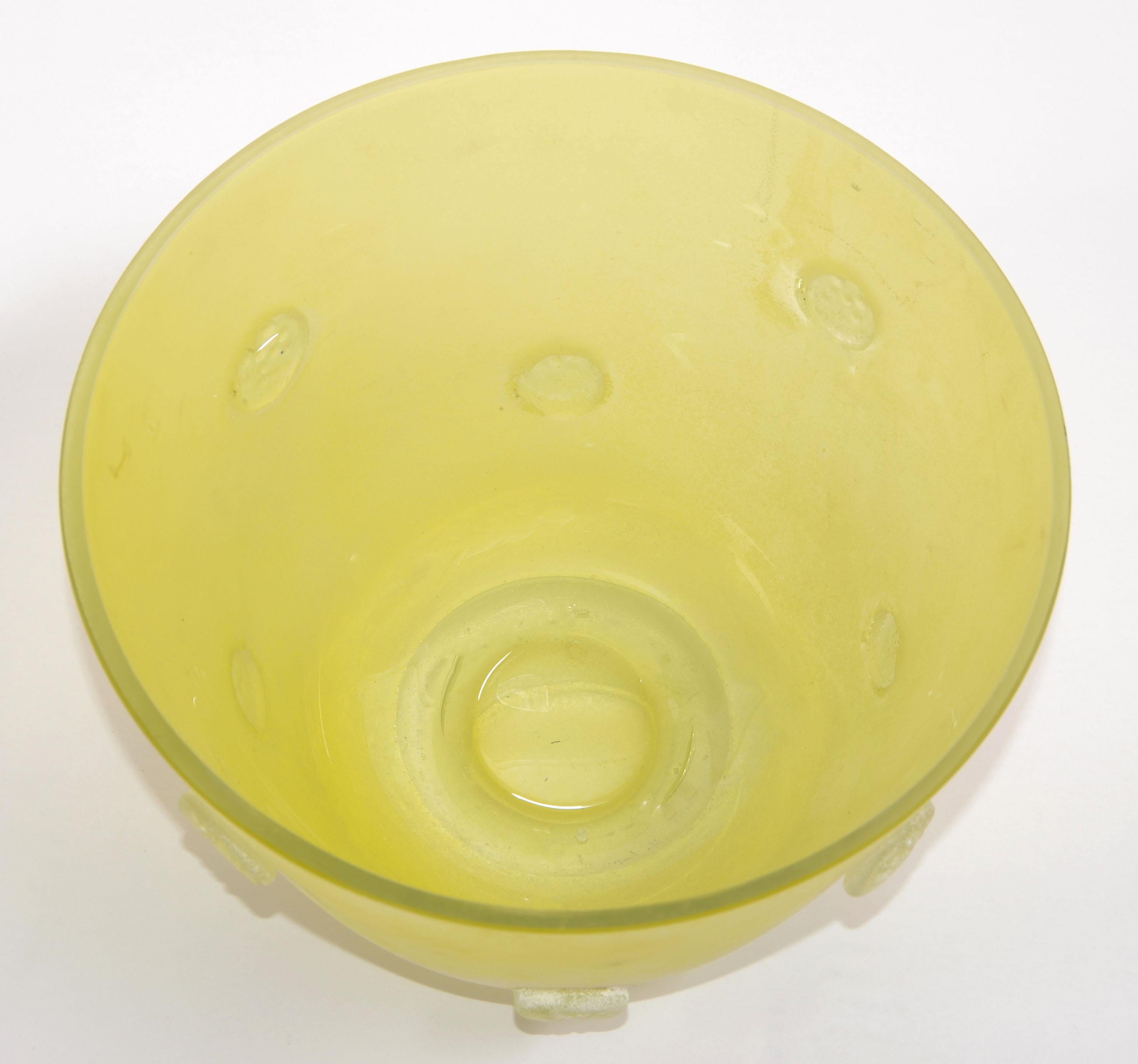 Blown Glass 1970 Archimede Seguso Scavo Yellow Frosted Bowl Italy White Seguso Vetri d'Arte For Sale