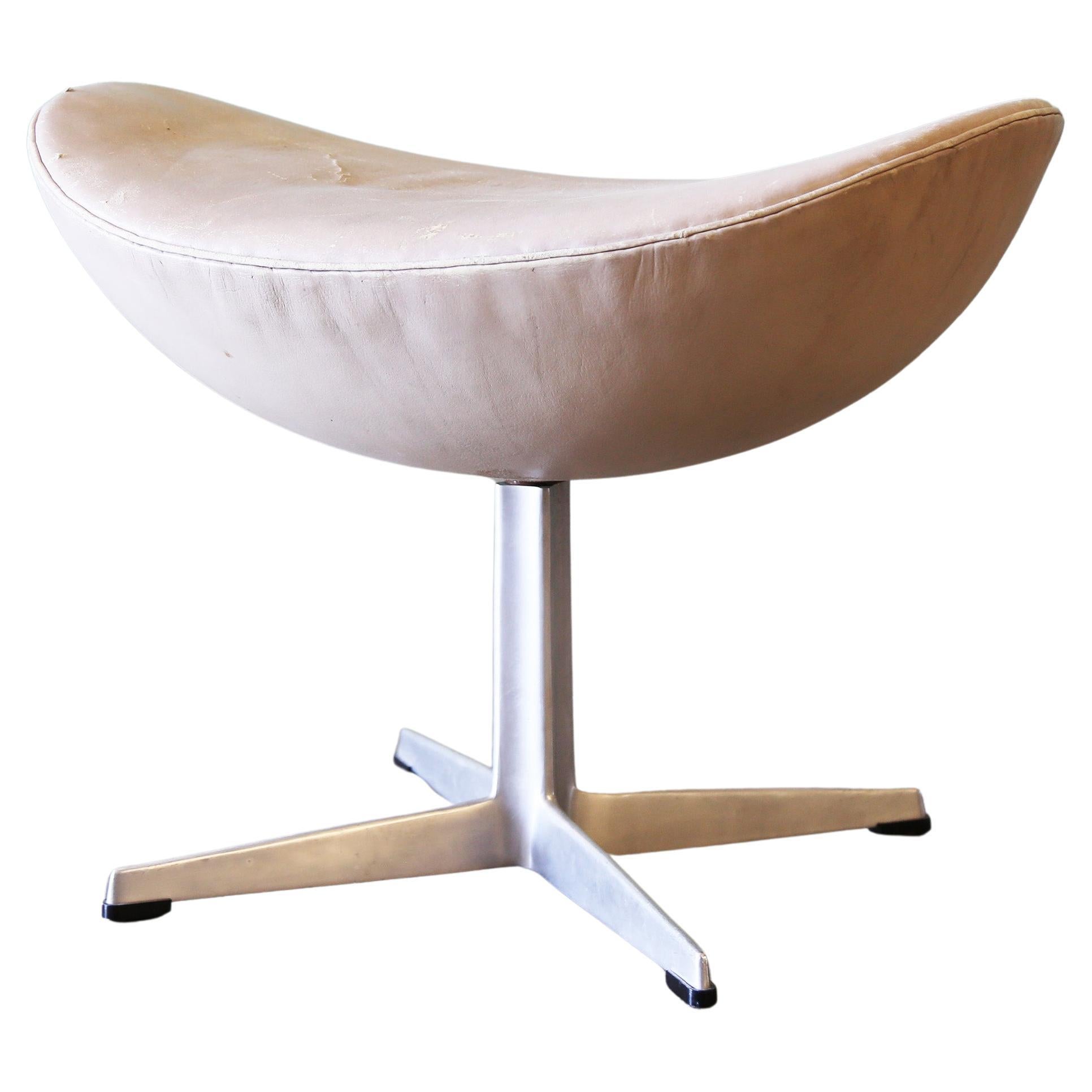1970 Arne Jacobsen für Fritz Hansen Ei Ottomane Dänisch Mid Century Modern im Angebot