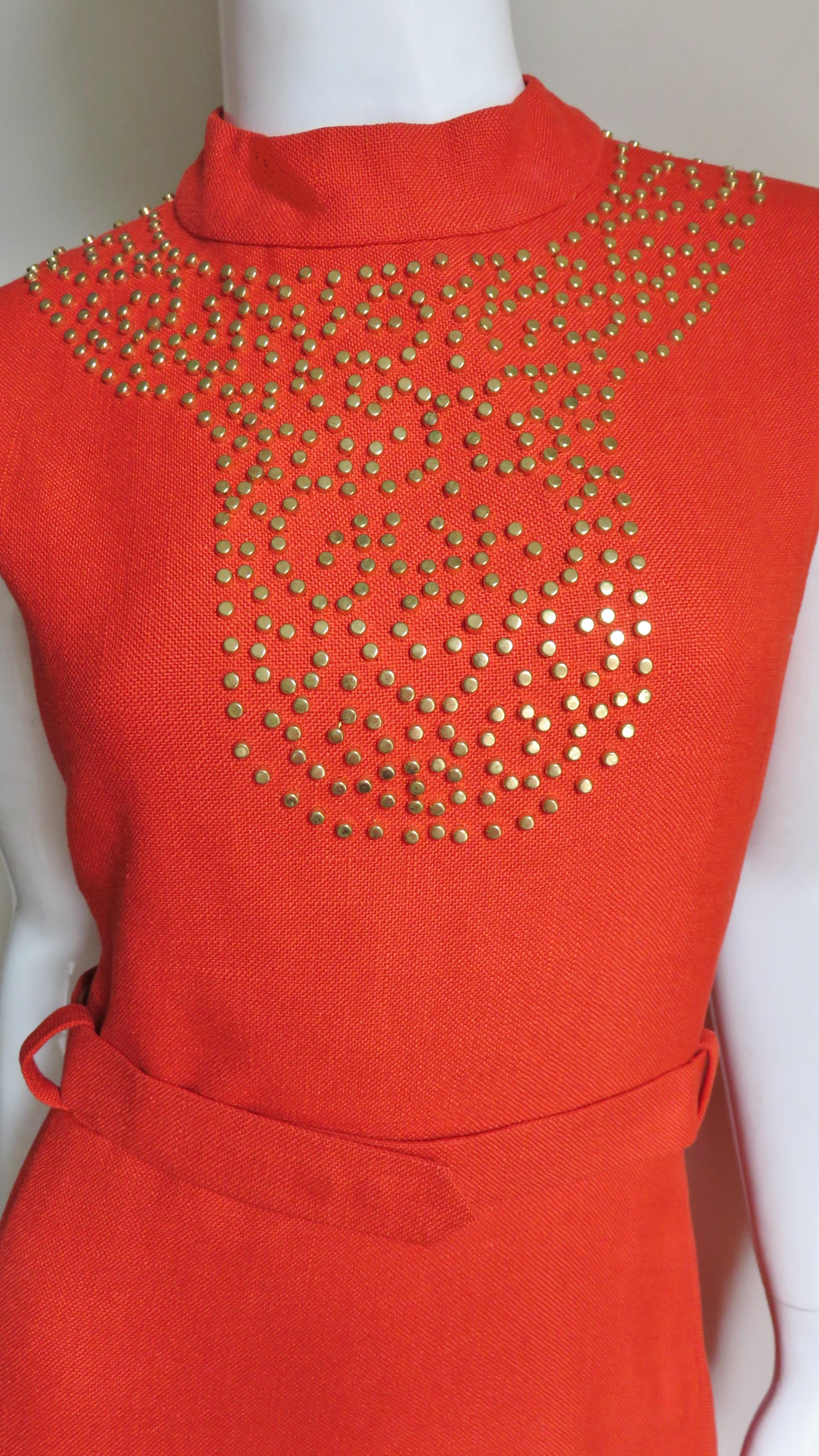 B. H. Wragge Studded Linen Dress 1970 In Good Condition For Sale In Water Mill, NY