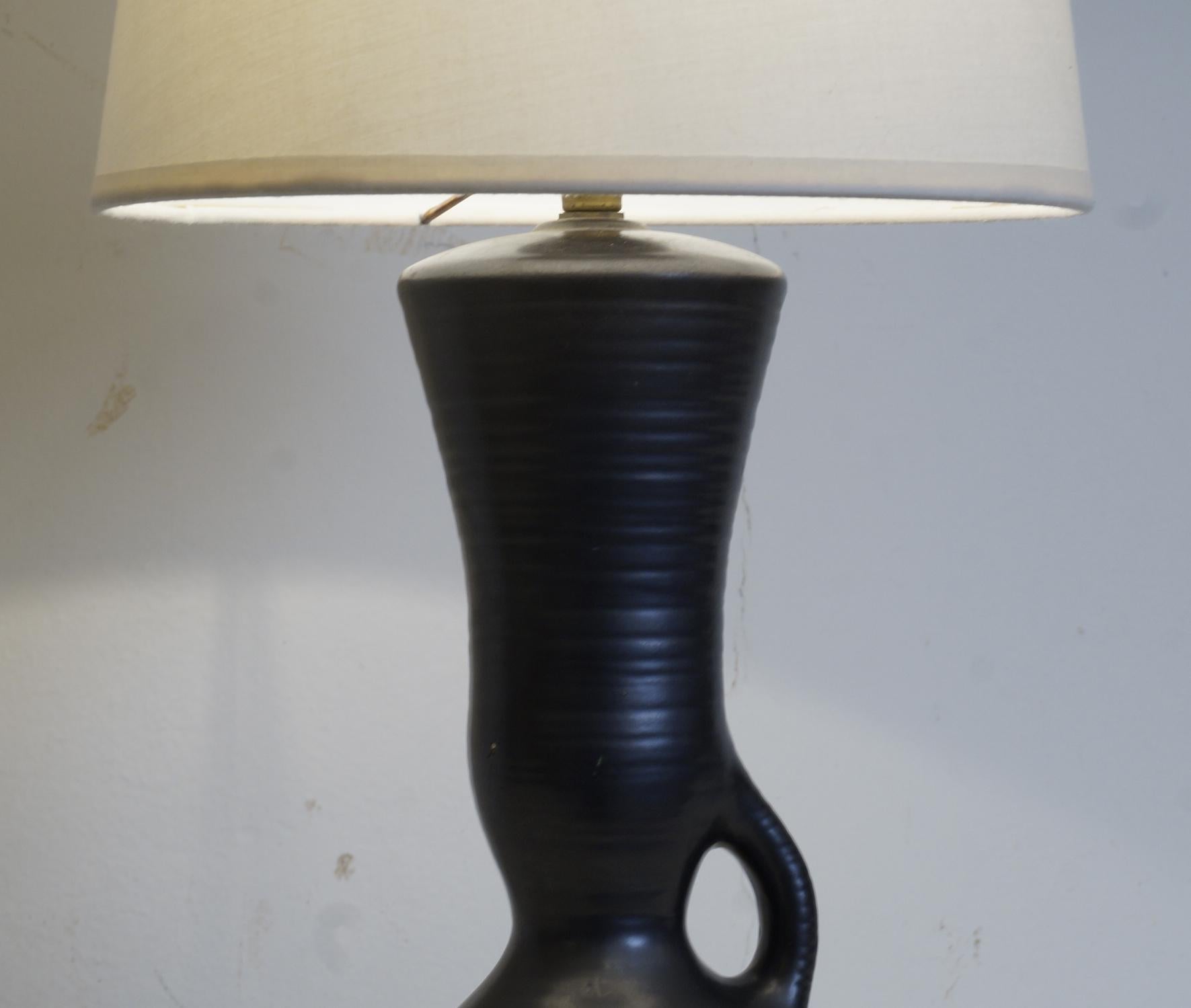 1970 Black Satin Ceramic Table Lamp In Good Condition For Sale In Paris, FR