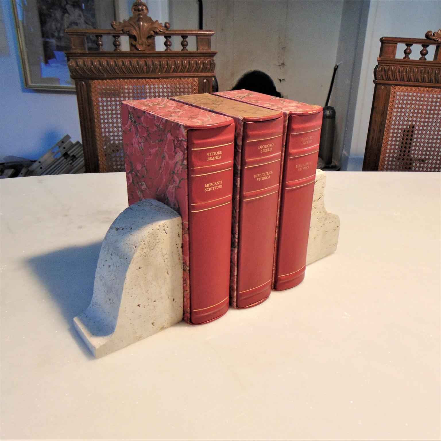 1970 Bookends, Paperweights in Travertine by Giuliano Cesari for Sormani, Italy 4