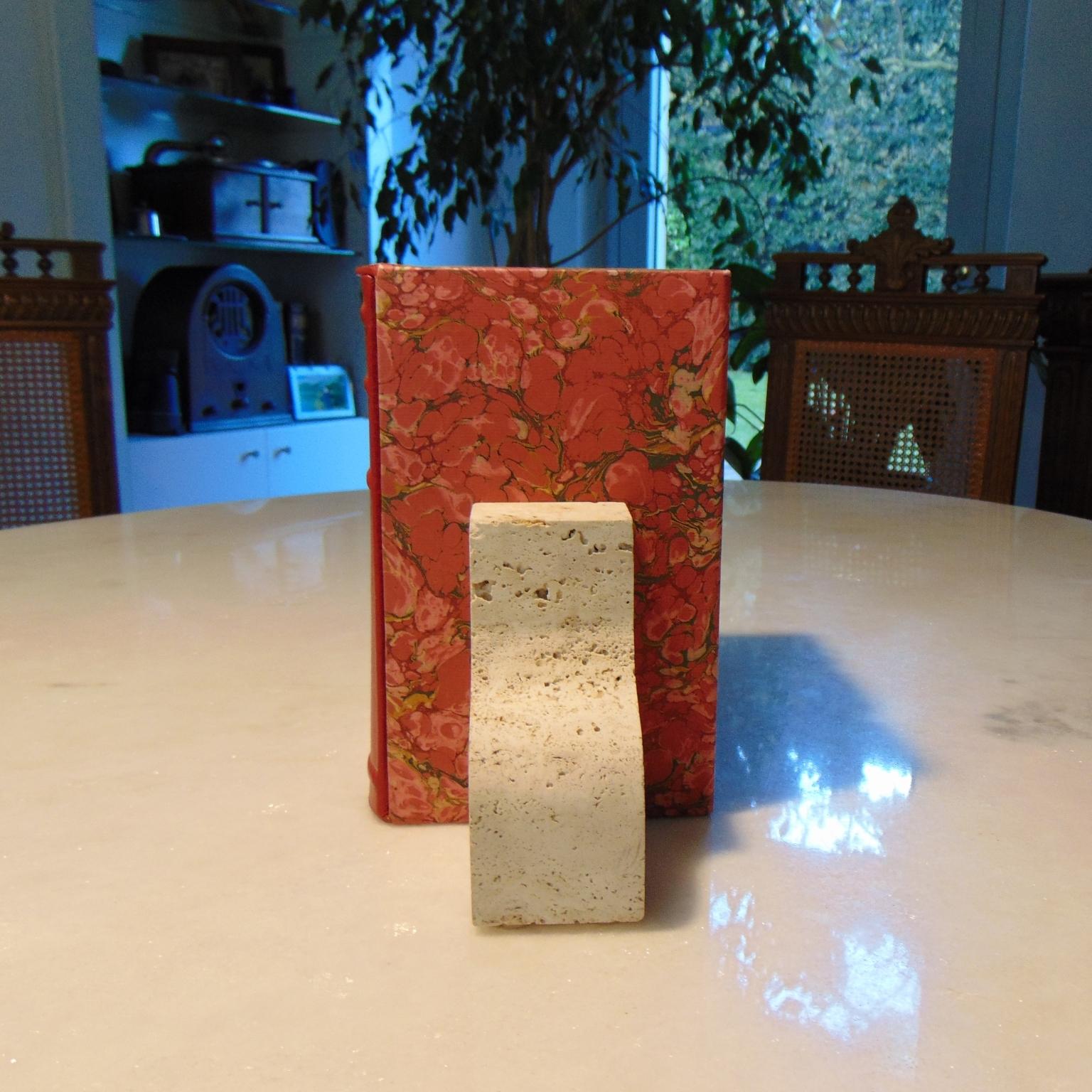 1970 Bookends, Paperweights in Travertine by Giuliano Cesari for Sormani, Italy 6