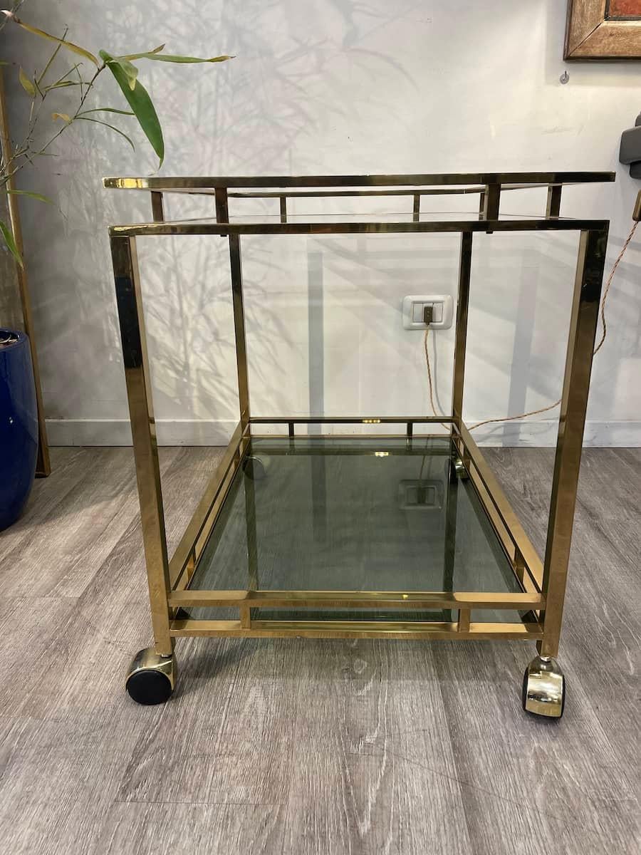 italien Chariot en laiton et verre fumé 1970 en vente