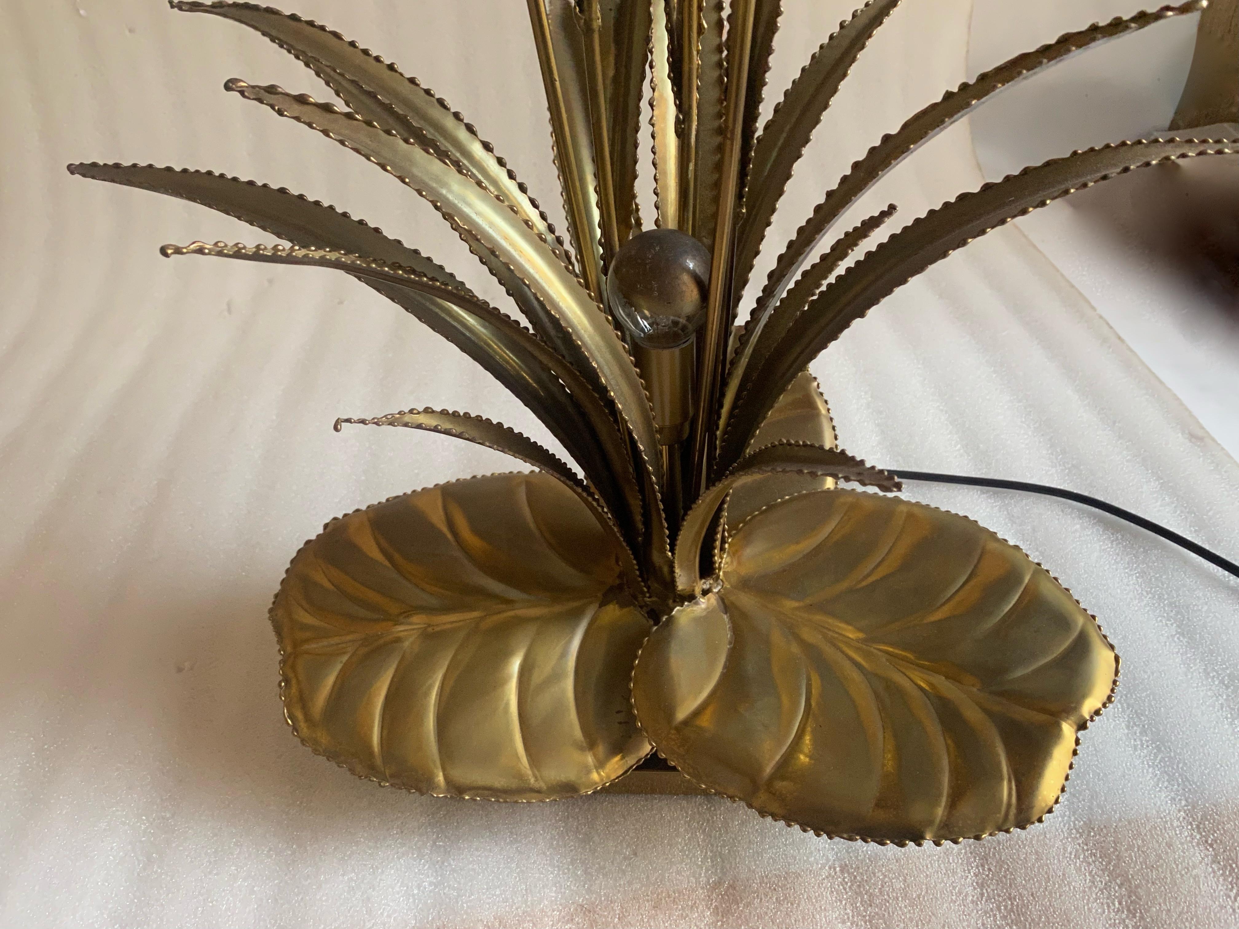 Mid-20th Century 1970' Brass Reed Lamp in the Style of Maison Jansen For Sale