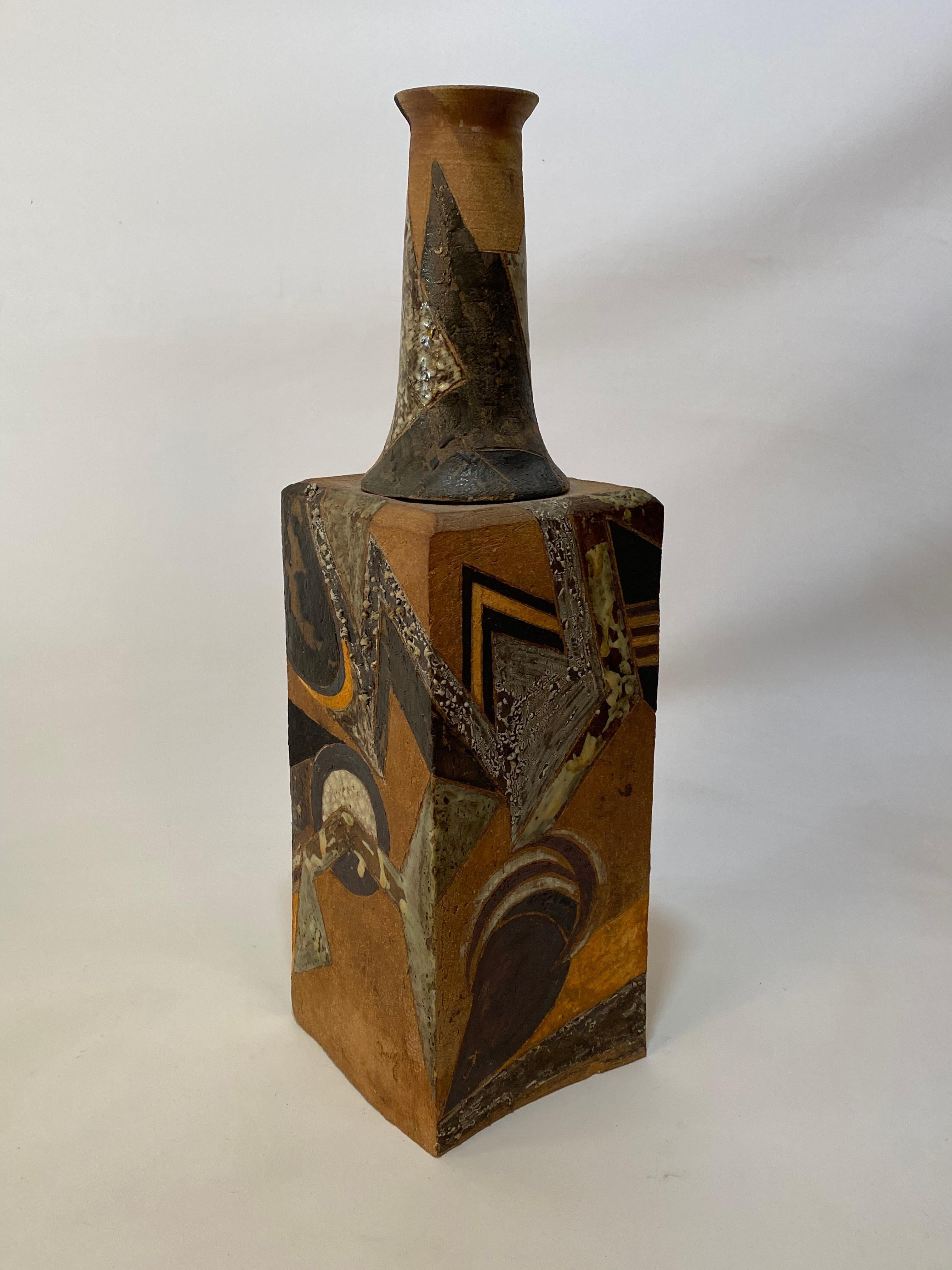 Fait main Vase à poser sur le sol en poterie d'atelier brutaliste d'Inge, 1970 en vente