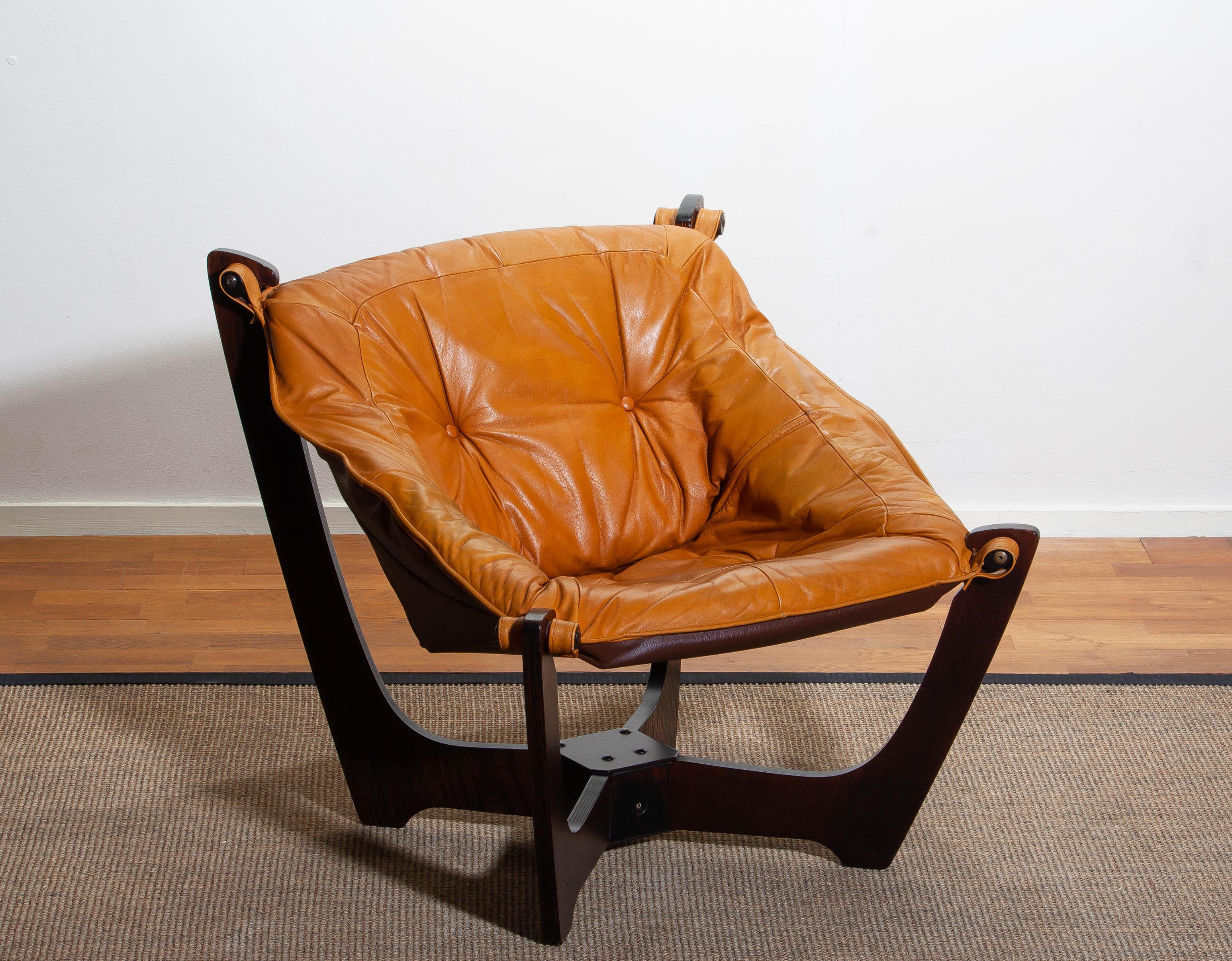 Mid-Century Modern 1970, Camel / Cognac Leather Lounge Chair by Odd Knutsen for Hjellegjerde Møbler