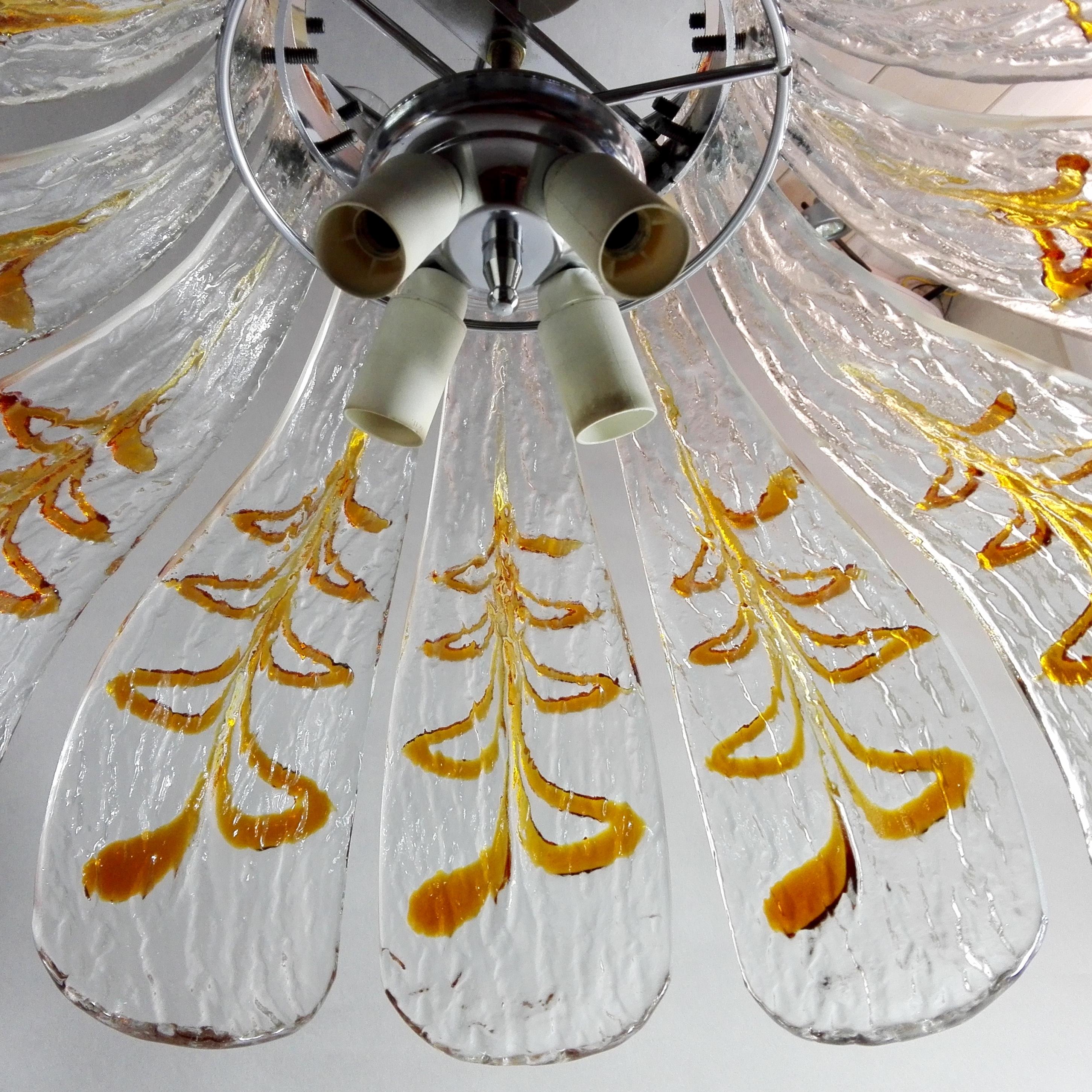 1970 Carlo Nason Murano Hand-Blown Glass Four-Light Flower-Shaped Chandelier en vente 2