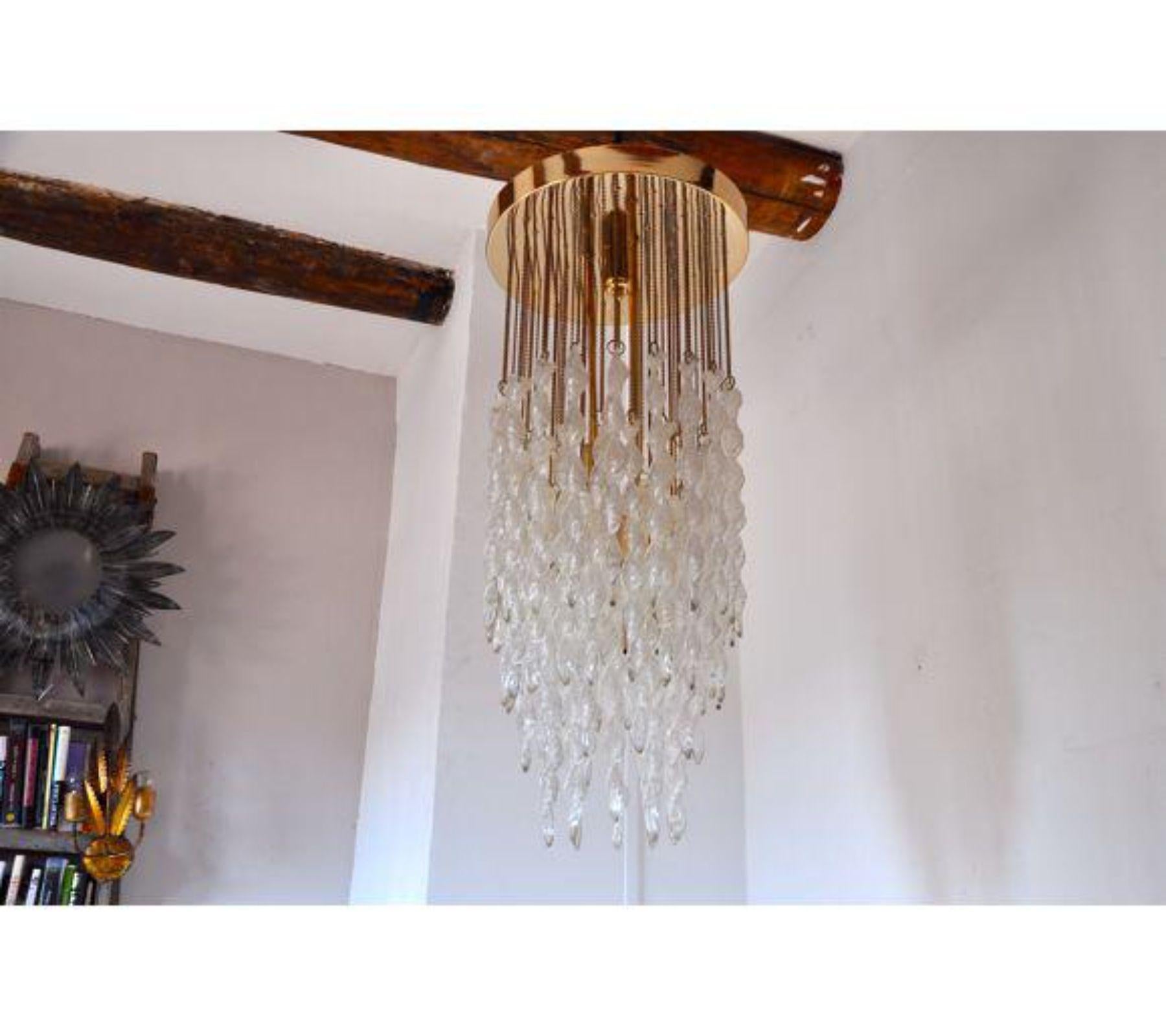 1970 Cascading Murano Mazzega Flush Mount Chandelier, Italy In Good Condition For Sale In BARCELONA, ES