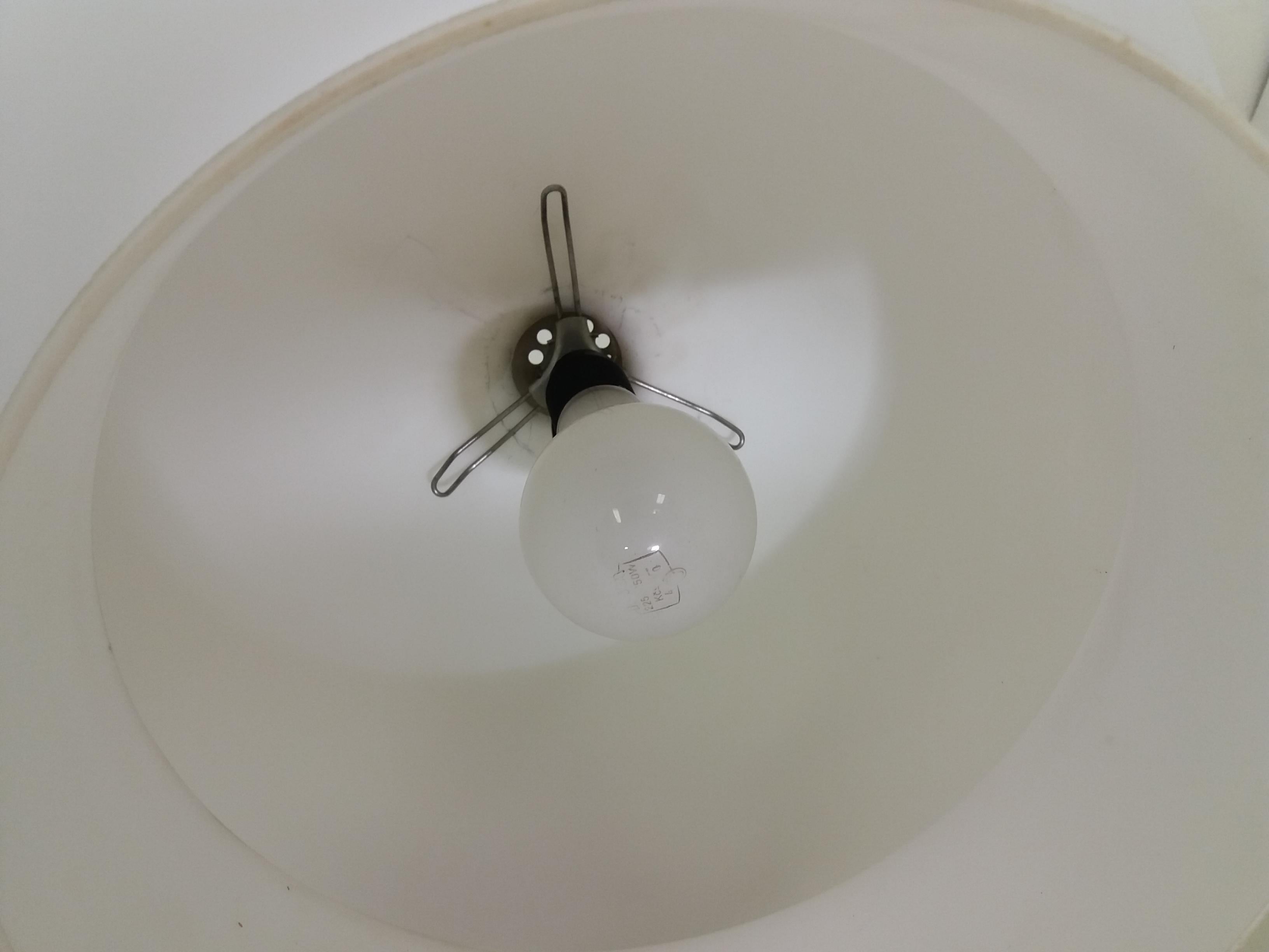 1970 Set di 2 lampadari di Napako, Cecoslovacchia in vendita 2