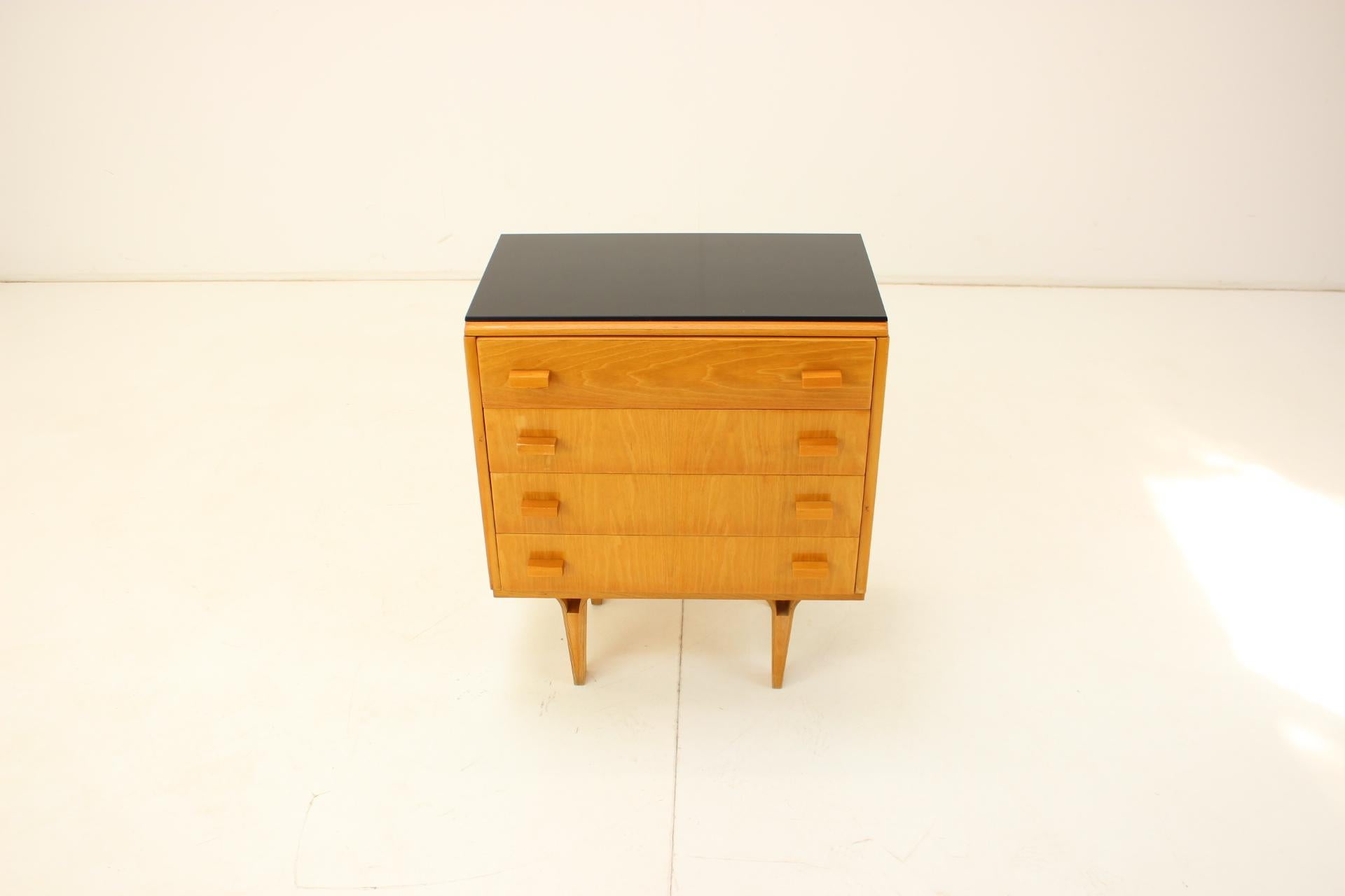 Mid-Century Modern 1970 Chest of Drawers by Novy Domov, Czechoslovakia For Sale