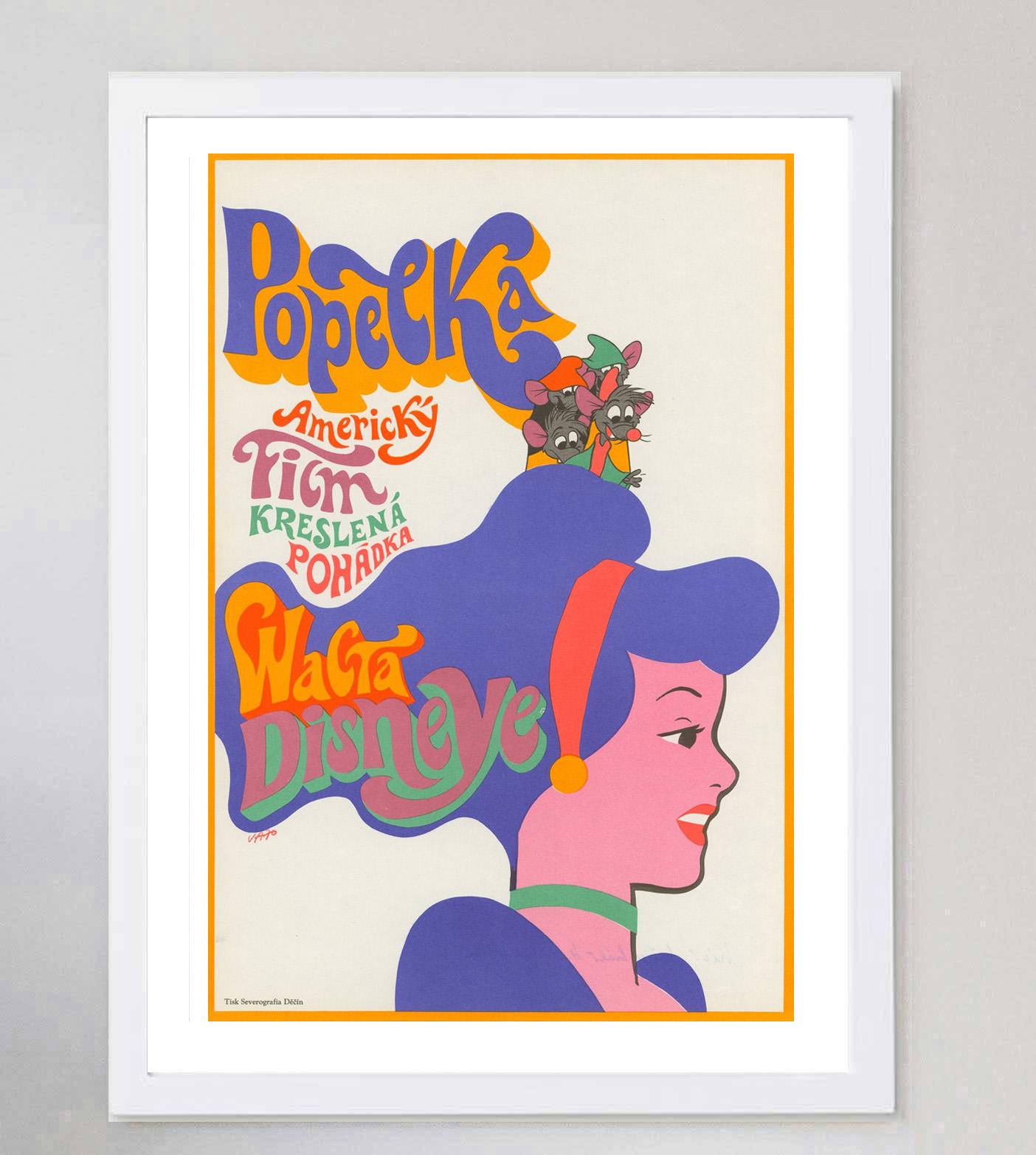 1970 Aschenputtel (Tschechisch) Original Vintage By Plakat (Ende des 20. Jahrhunderts) im Angebot