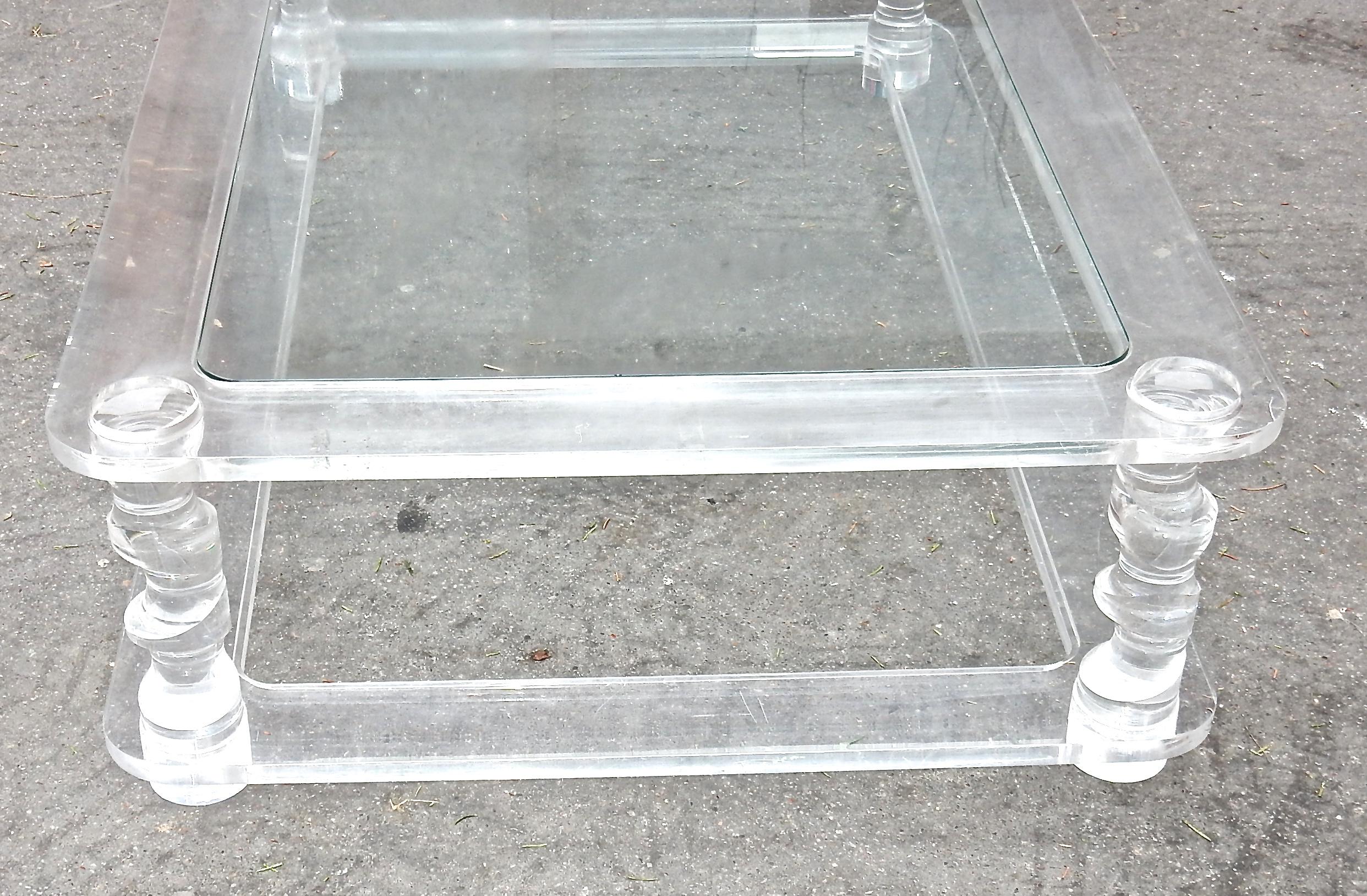 1970' Coffee Table in Lucite Roméo In Good Condition For Sale In Paris, FR
