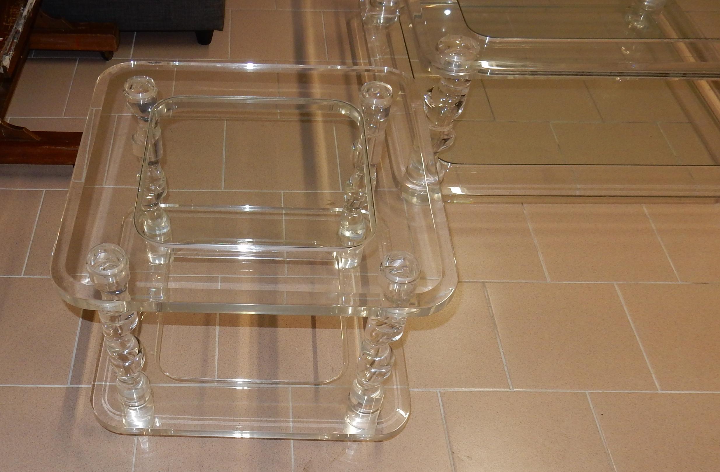 Polished 1970 Coffee Table in Lucite Roméo And 2 Ends of Sofa Same Model For Sale