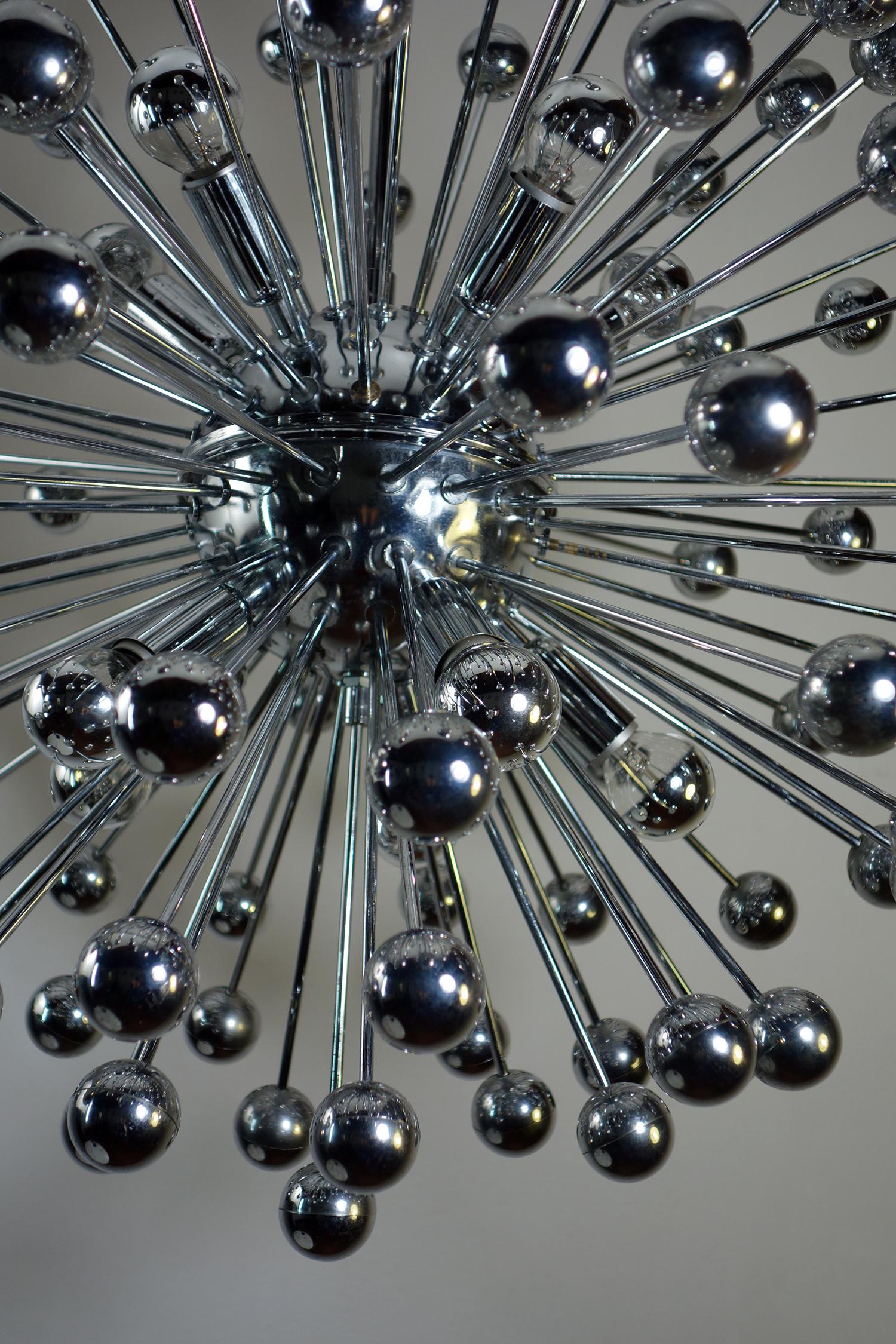 Métal Plafonnier allemand Cosack de 1970 de conception de l'ère spatiale Sputnik en vente