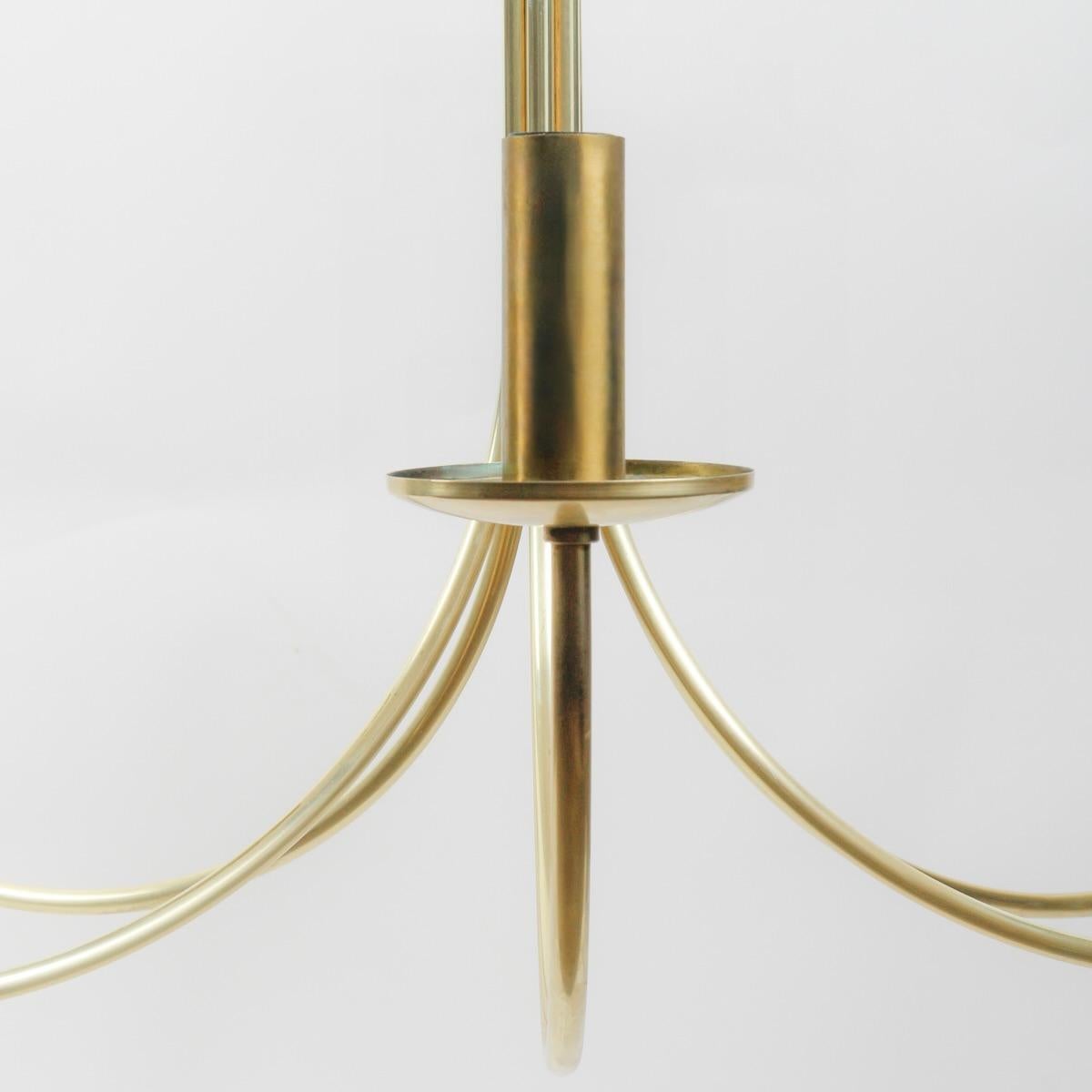 French 1970 Elegant gilded brass chandelier by Maison Roche. 