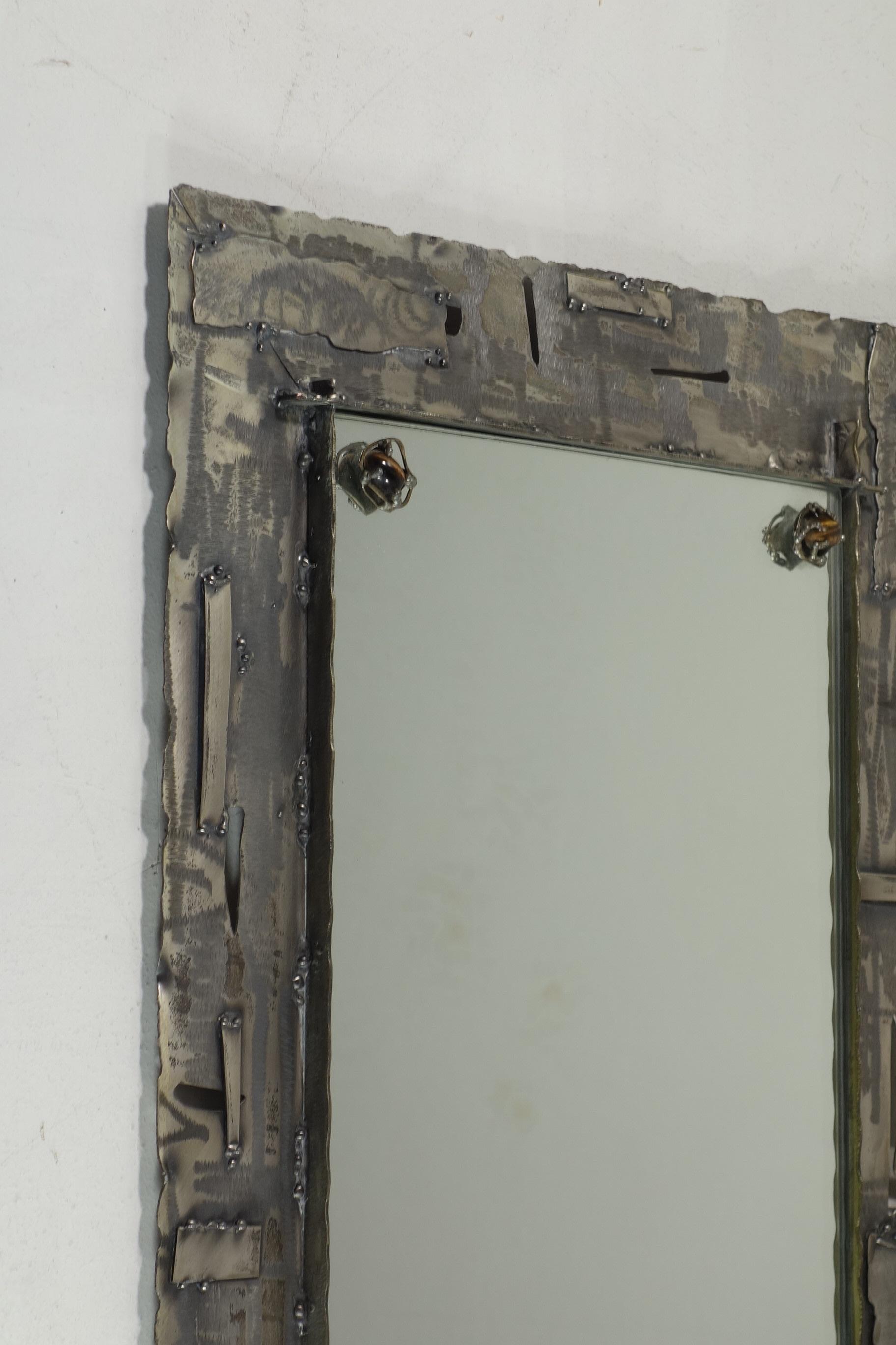 Mid-Century Modern 1970 Ely Art Metal Italian Design Tiger's Eye Silver Wall Mirror For Sale