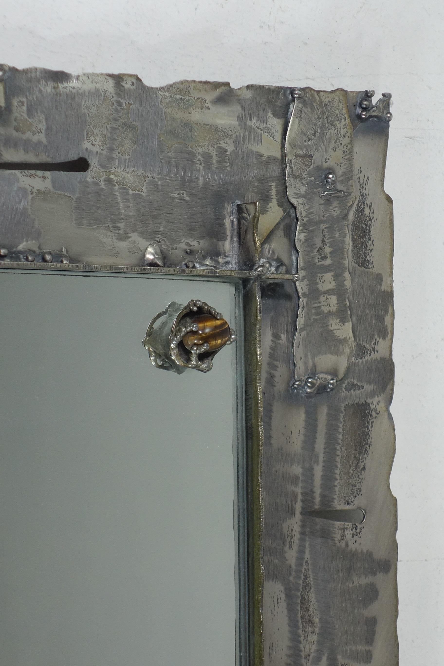 Late 20th Century 1970 Ely Art Metal Italian Design Tiger's Eye Silver Wall Mirror For Sale