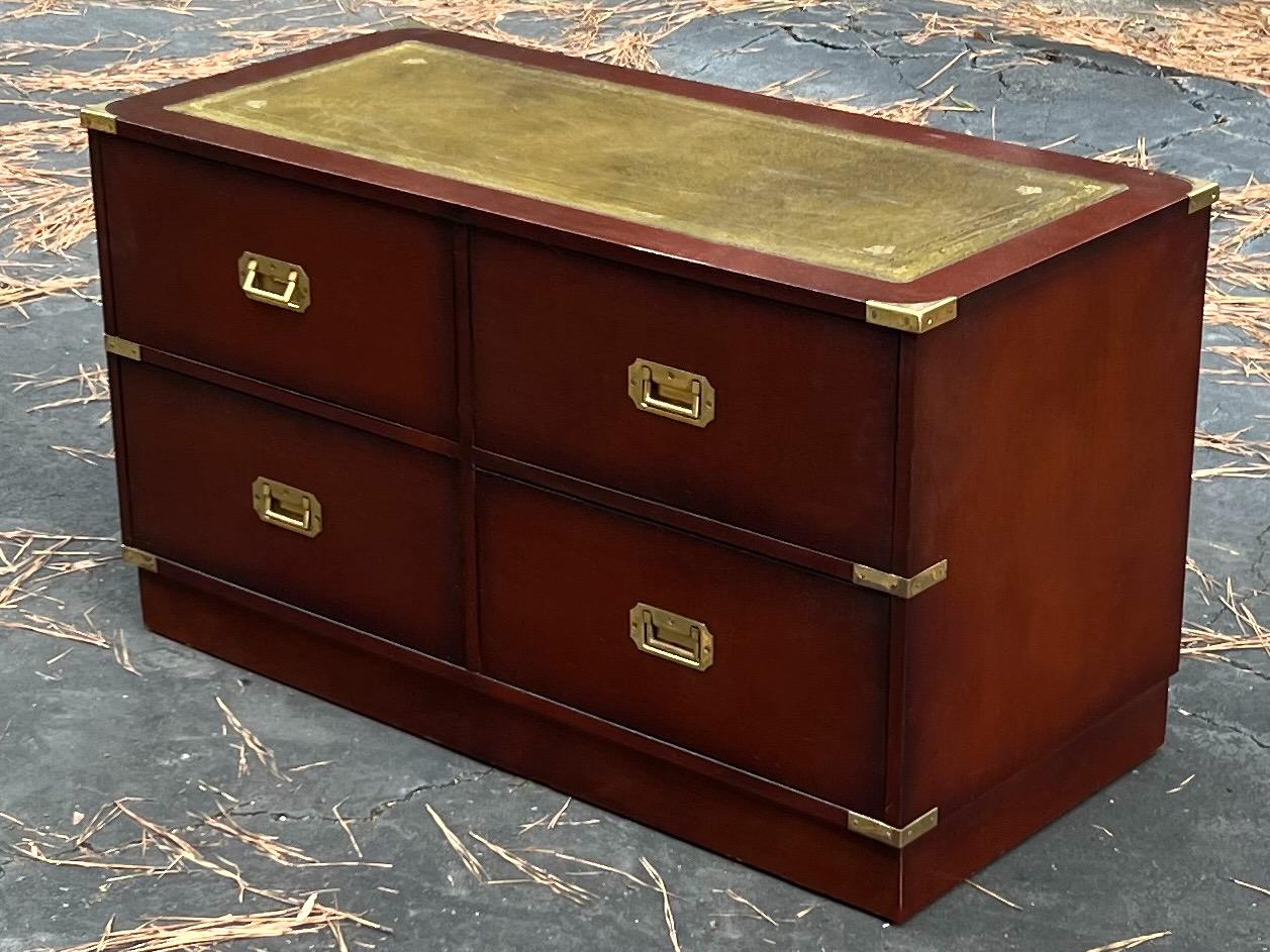 Campaign 1970 English Mahogany and Leather Trunk / Table by Doherty of London For Sale