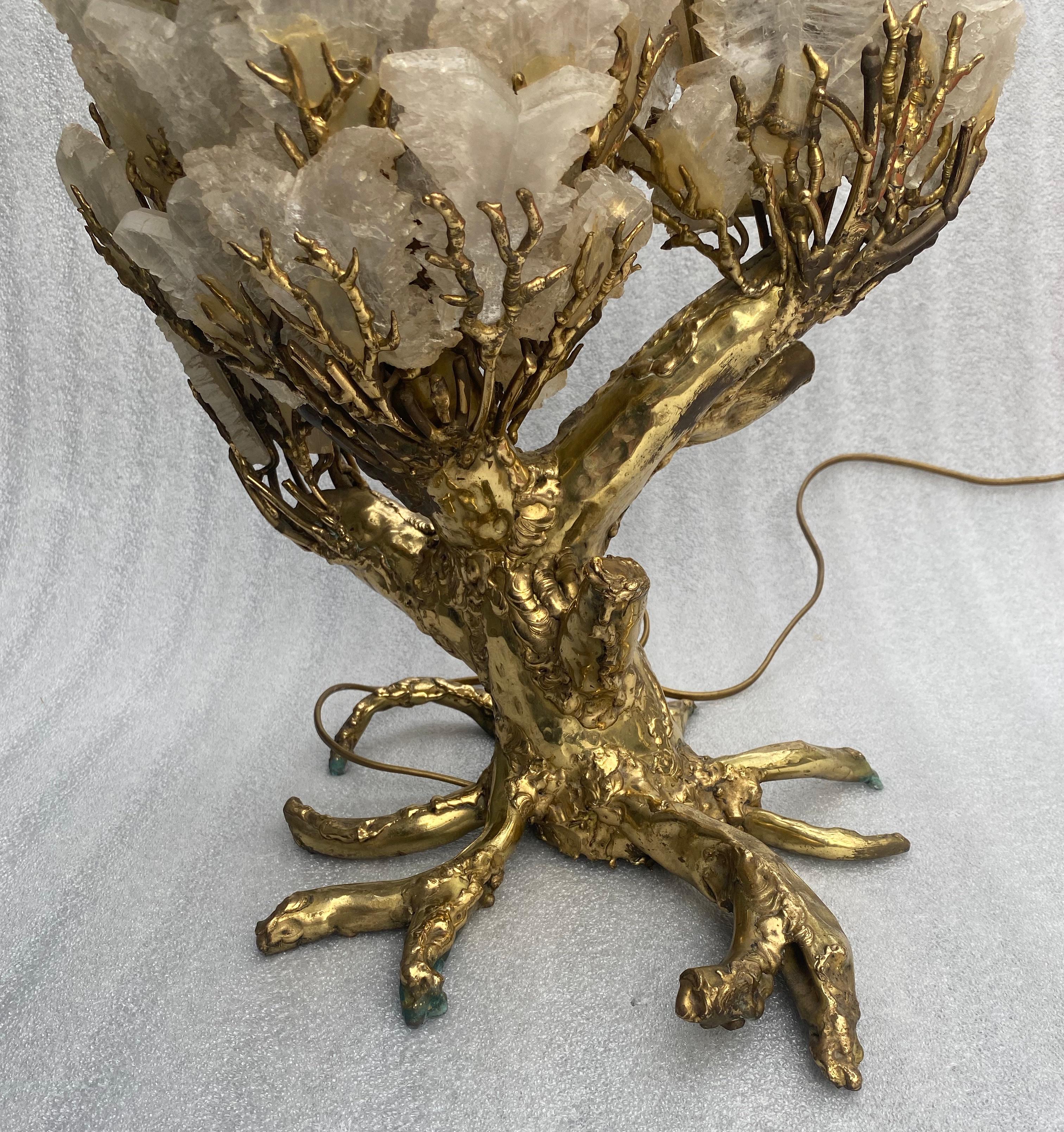 1970′ Enlightening Coral Lamp In Bronze With Gypsum Imitating Rock Crystal In Good Condition In Paris, FR