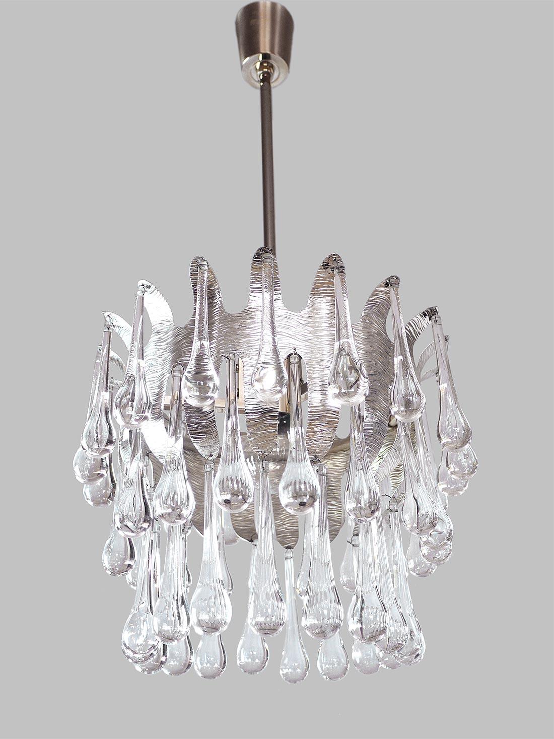 Hollywood Regency 1970 Germany Palwa Tear Drop Chandelier Murano Glass and Silver Brass For Sale
