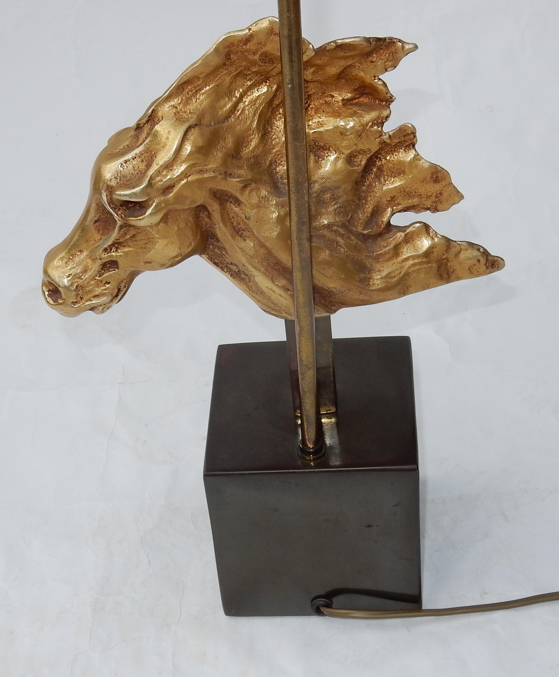 1970 Gilt Bronze Horse Head Decor Lamp in the Style of Duval Brasseur Unsigned For Sale 1