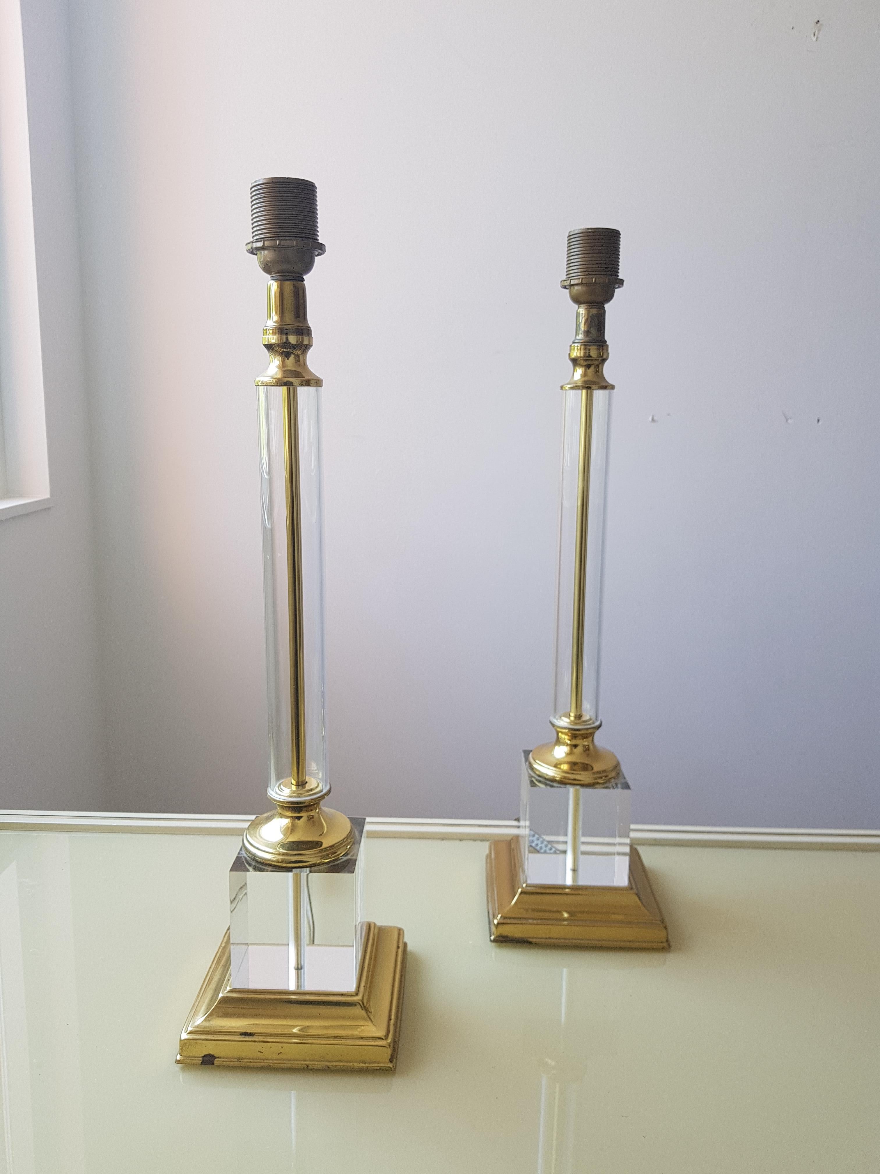 Italian 1970 Hollywood Regency lucite and glass table Lamps For Sale