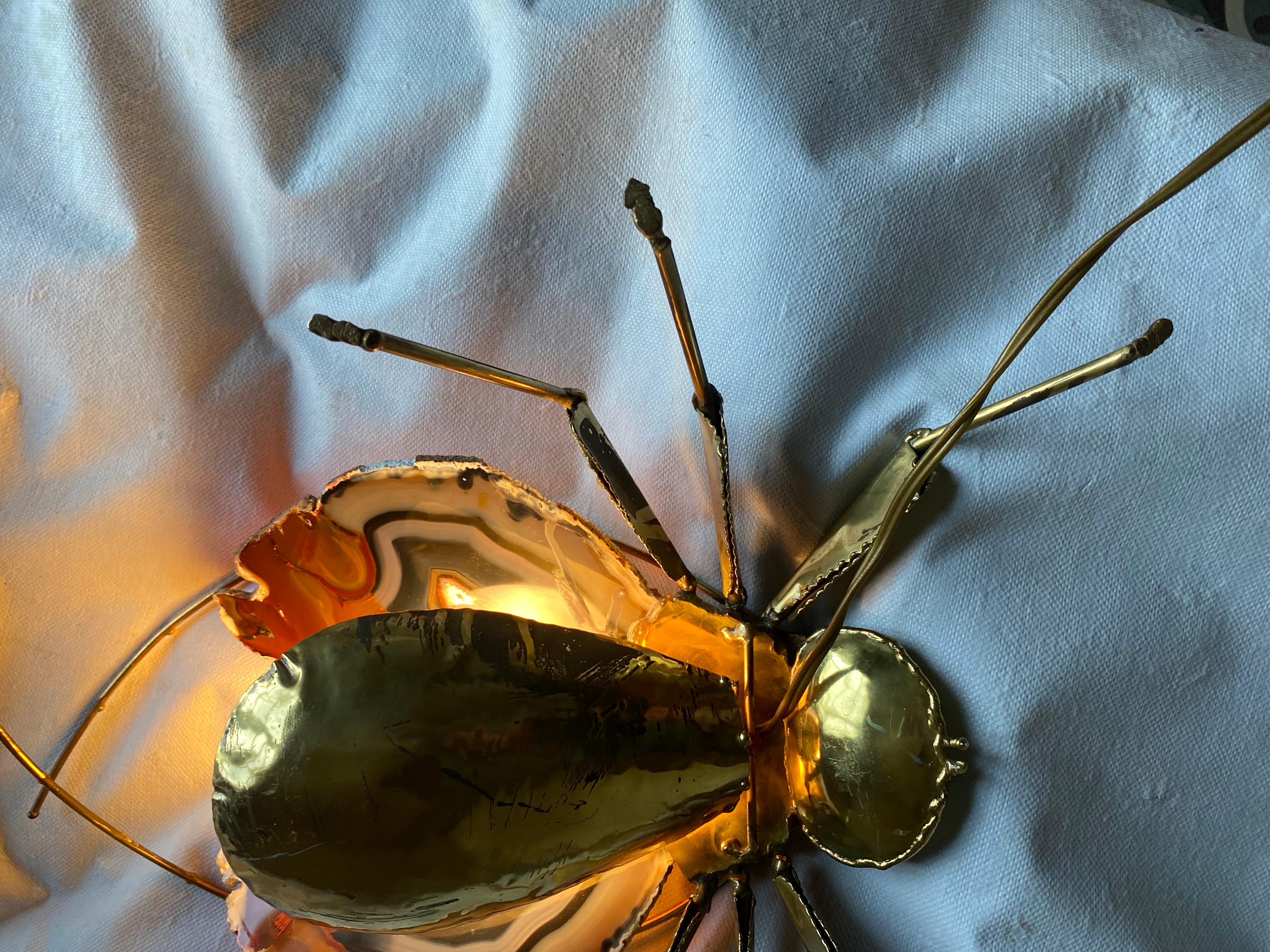 1970′ Beleuchtete Wandleuchte Cicada aus vergoldeter Bronze/ Achaten Stil Duval Brasseur im Angebot 2