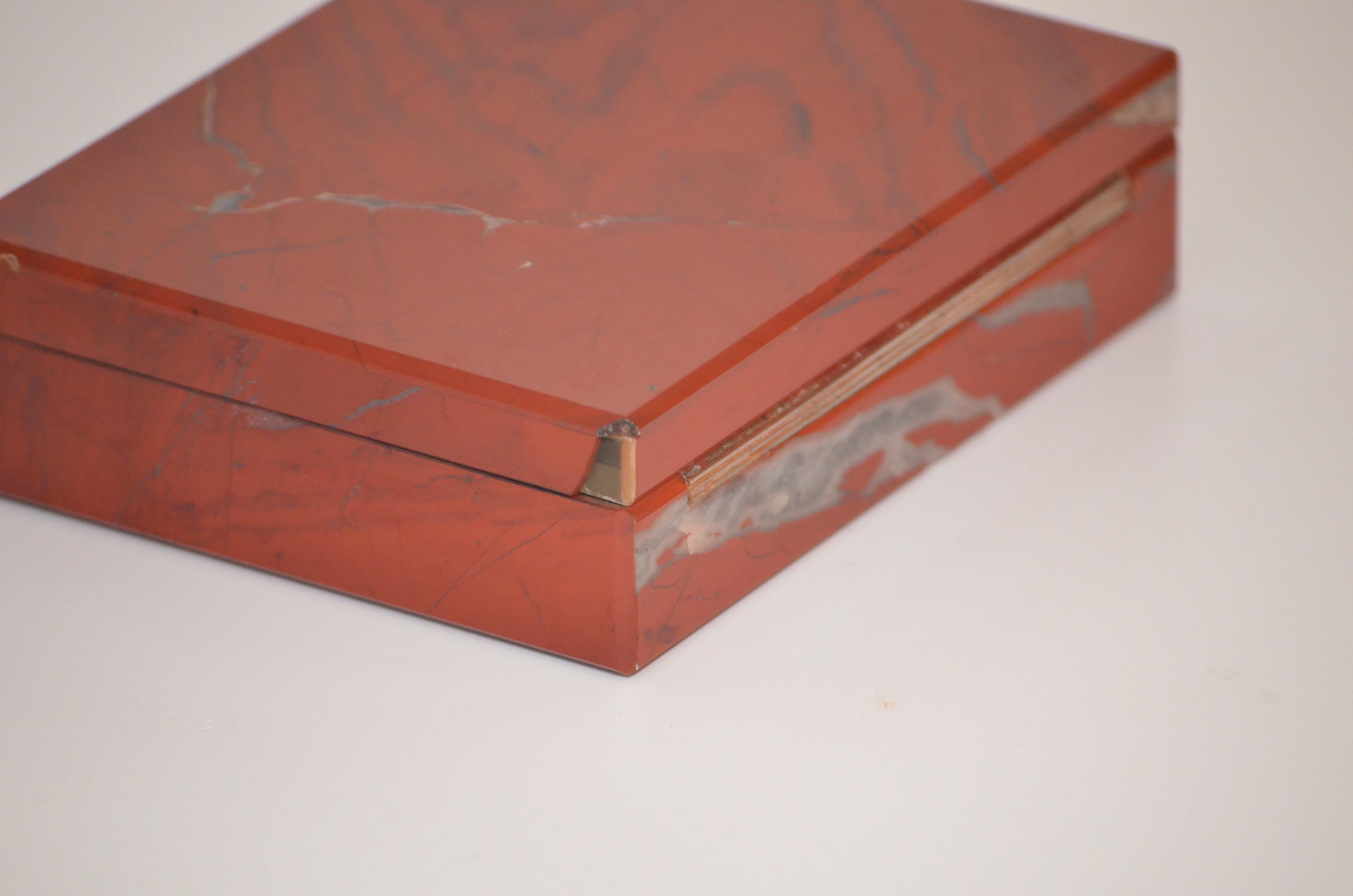 Late 20th Century 1970 Italian Decorative box in semi-precious stones - Red Jasper