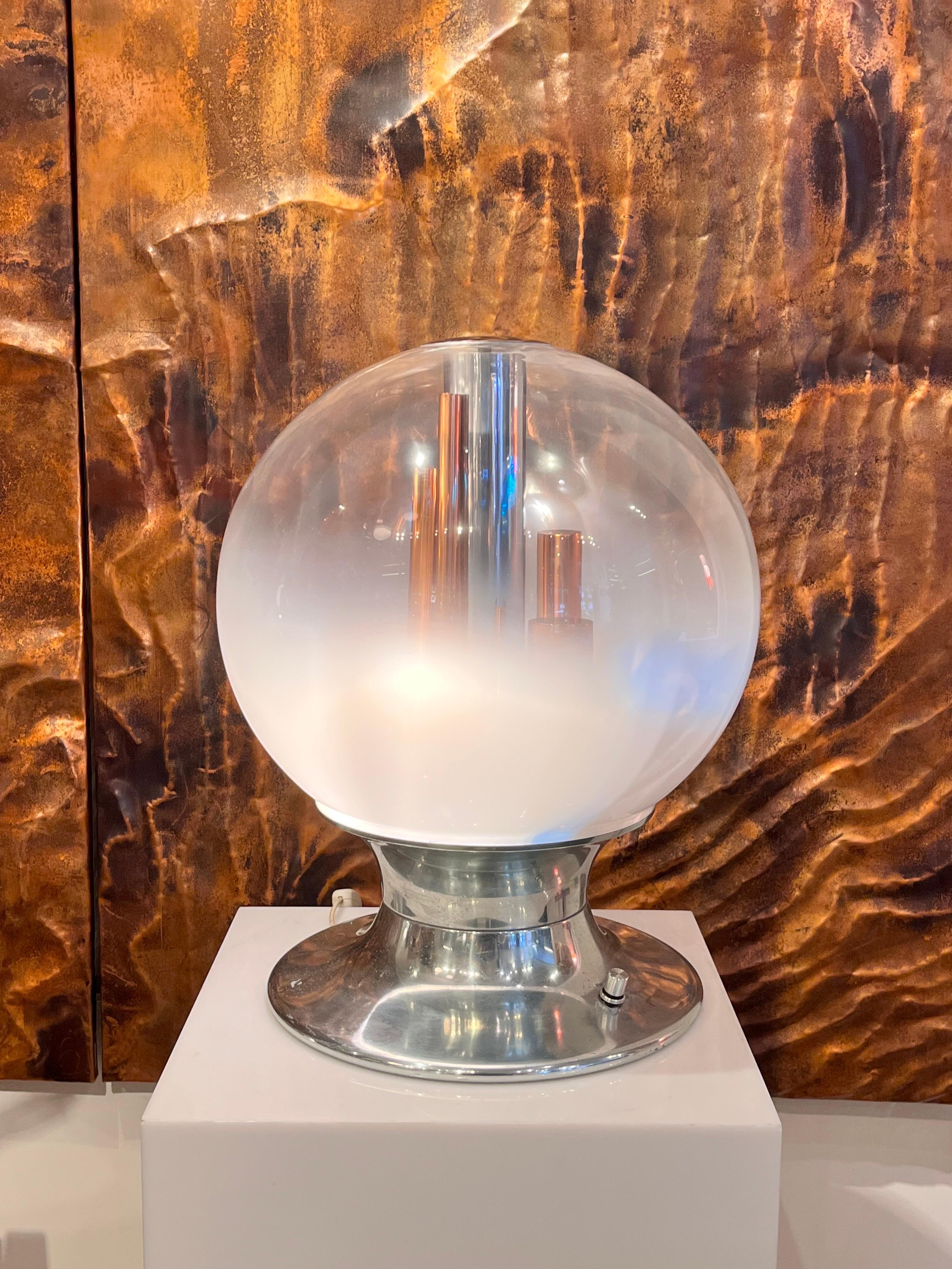 Italienische Glas-Tischlampe aus Glas, 1970 (Ende des 20. Jahrhunderts) im Angebot