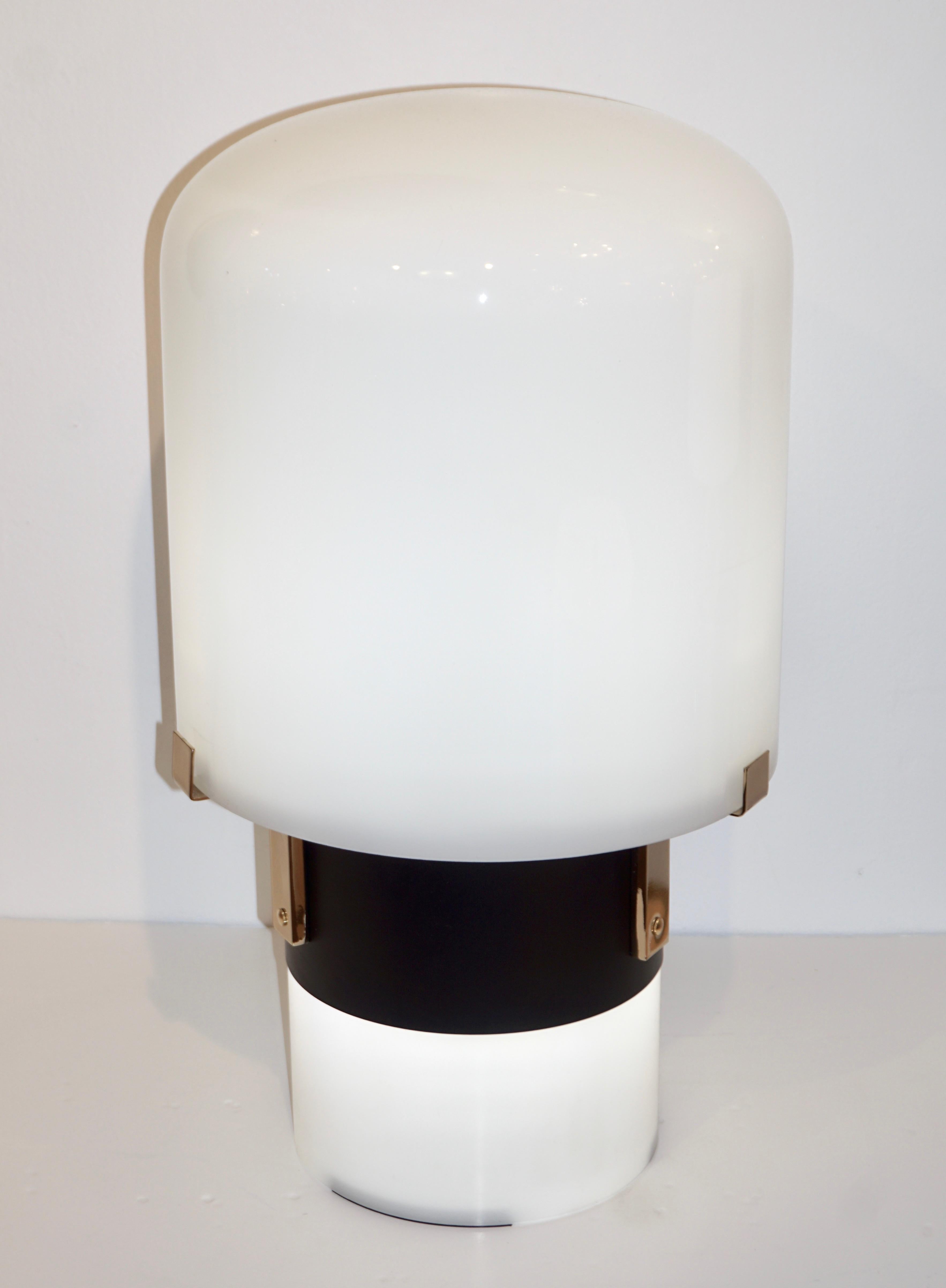 Hand-Crafted 1970 Italian Minimalist Pair of Black White Glass Double-Lit Lucite Modern Lamps