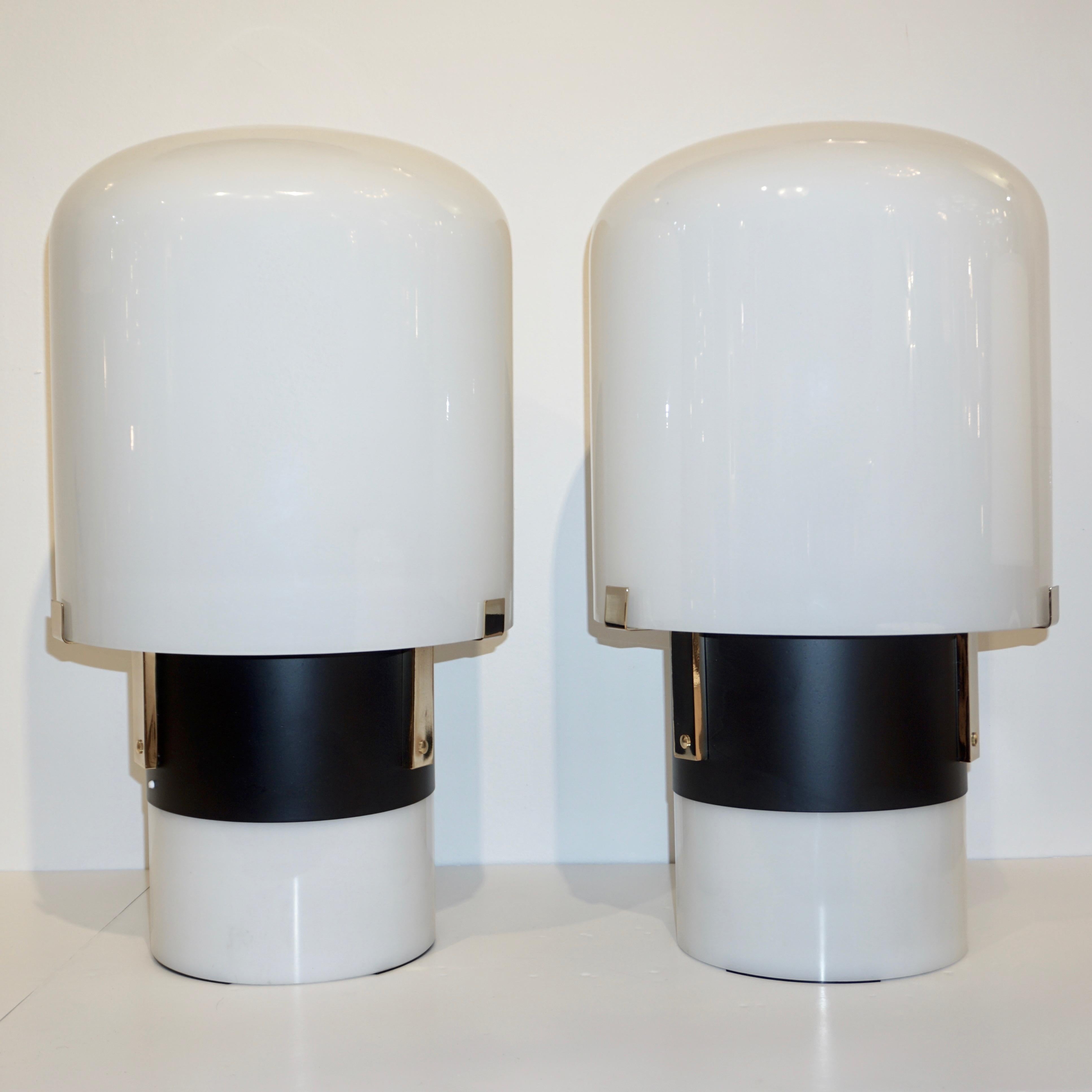 1970 Italian Minimalist Pair of Black White Glass Double-Lit Lucite Modern Lamps 2