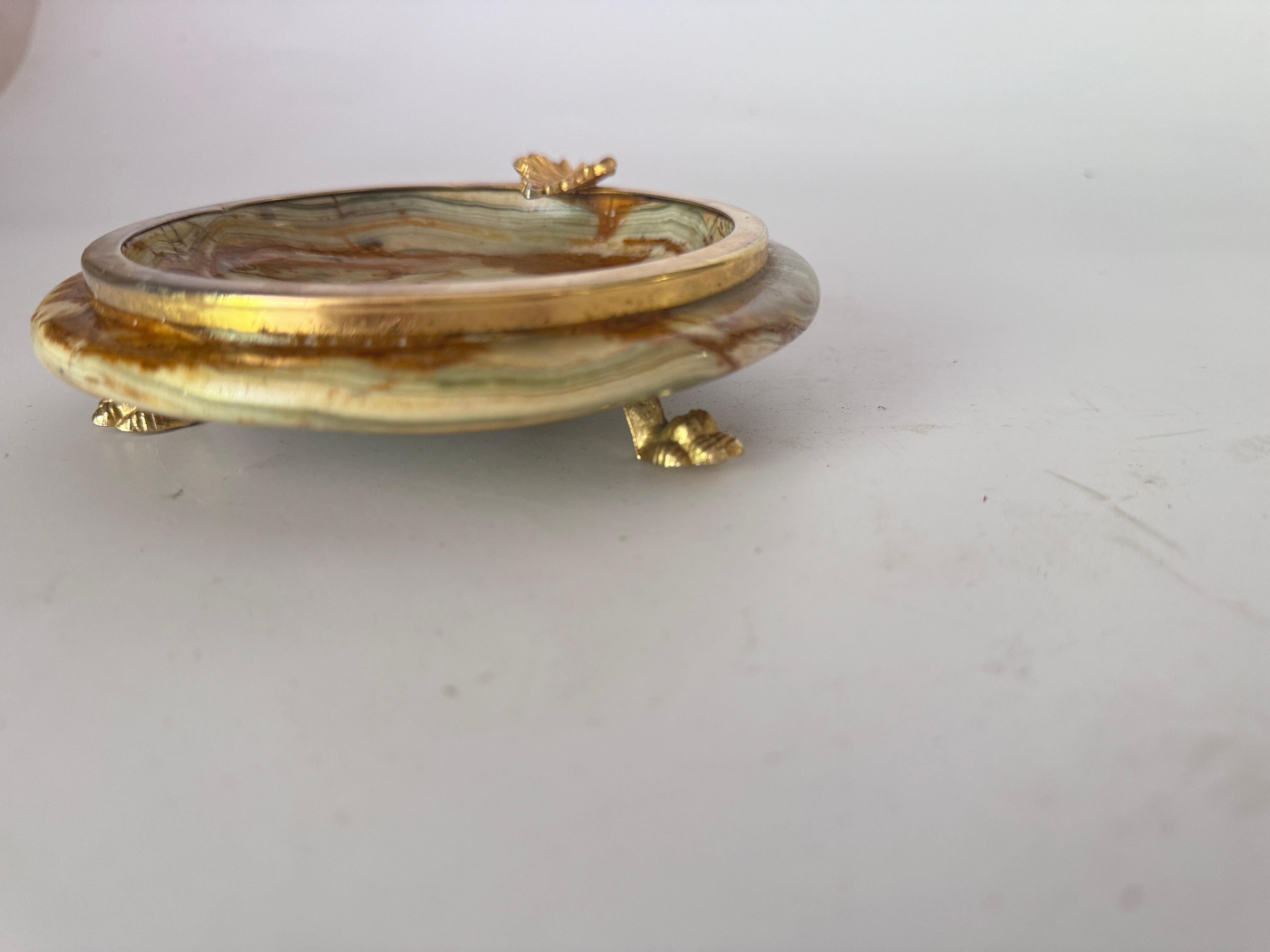 1970 Italian Onyx And Brass Ashtray  Gray and gold Color In Good Condition For Sale In Auribeau sur Siagne, FR