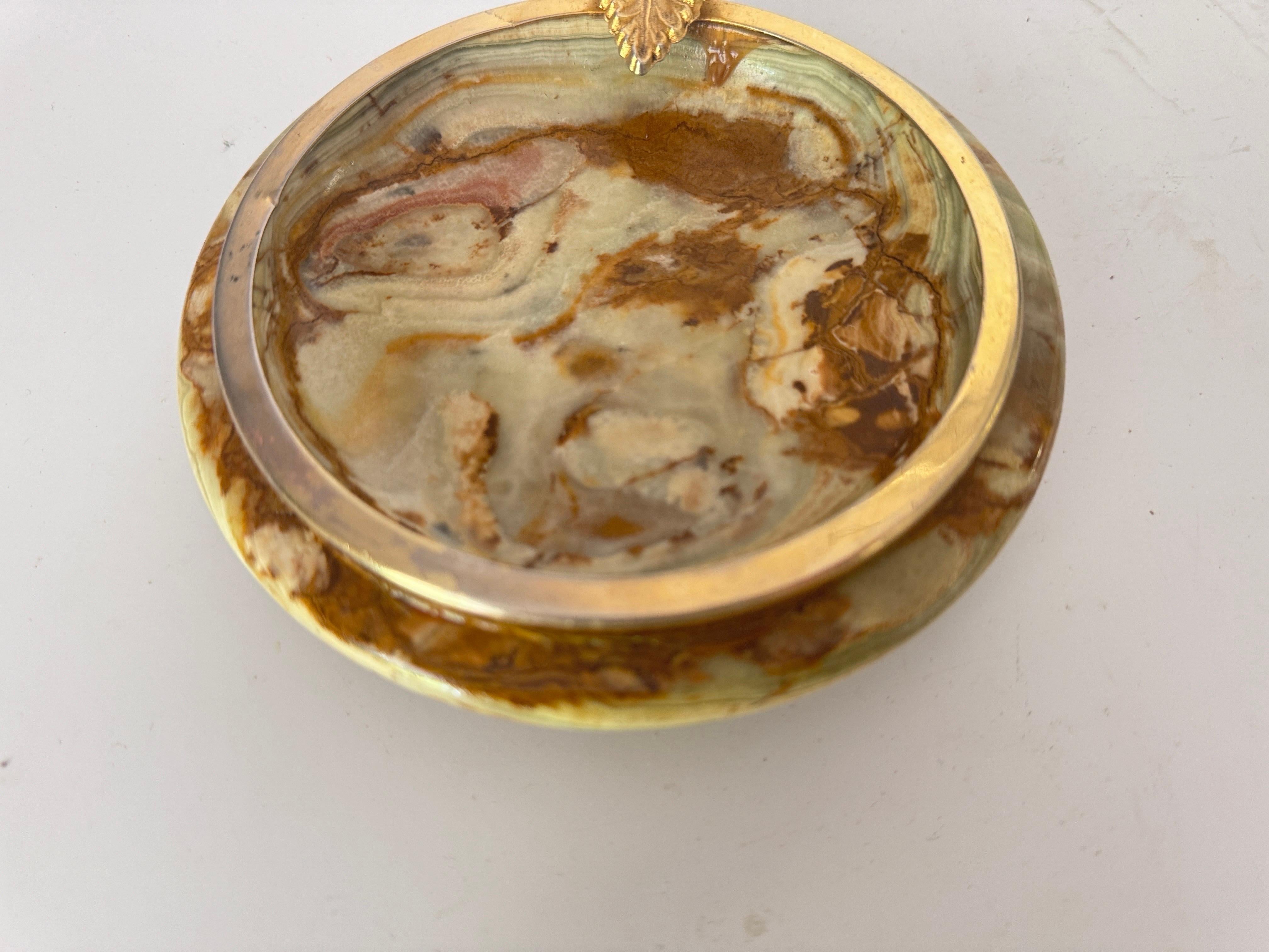 1970 Italian Onyx And Brass Ashtray  Gray and gold Color For Sale 3