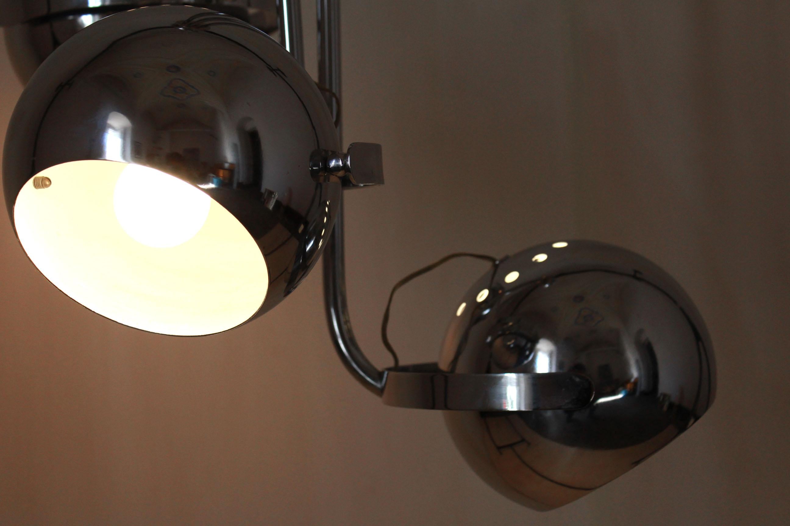 Mid-Century Modern Space Age Chandelier with Three Flexible Light Spots, Reggiani Italy , 1970s. For Sale