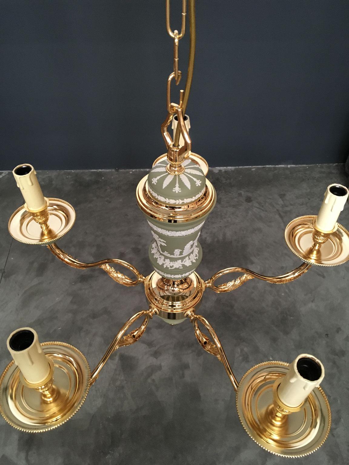 Italy 1970 Hollywood Regency Style Green Porcelain and Brass Chandelier 5 lights For Sale 9