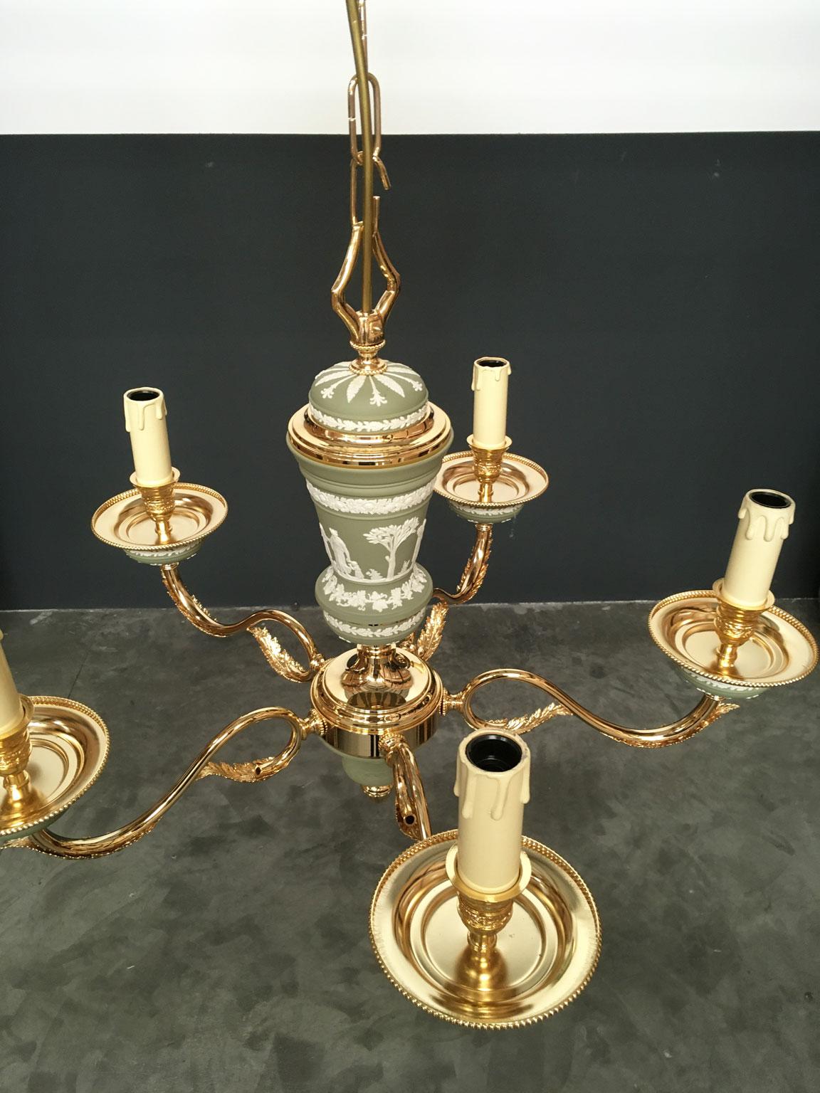 Italy 1970 Hollywood Regency Style Green Porcelain and Brass Chandelier 5 lights For Sale 1