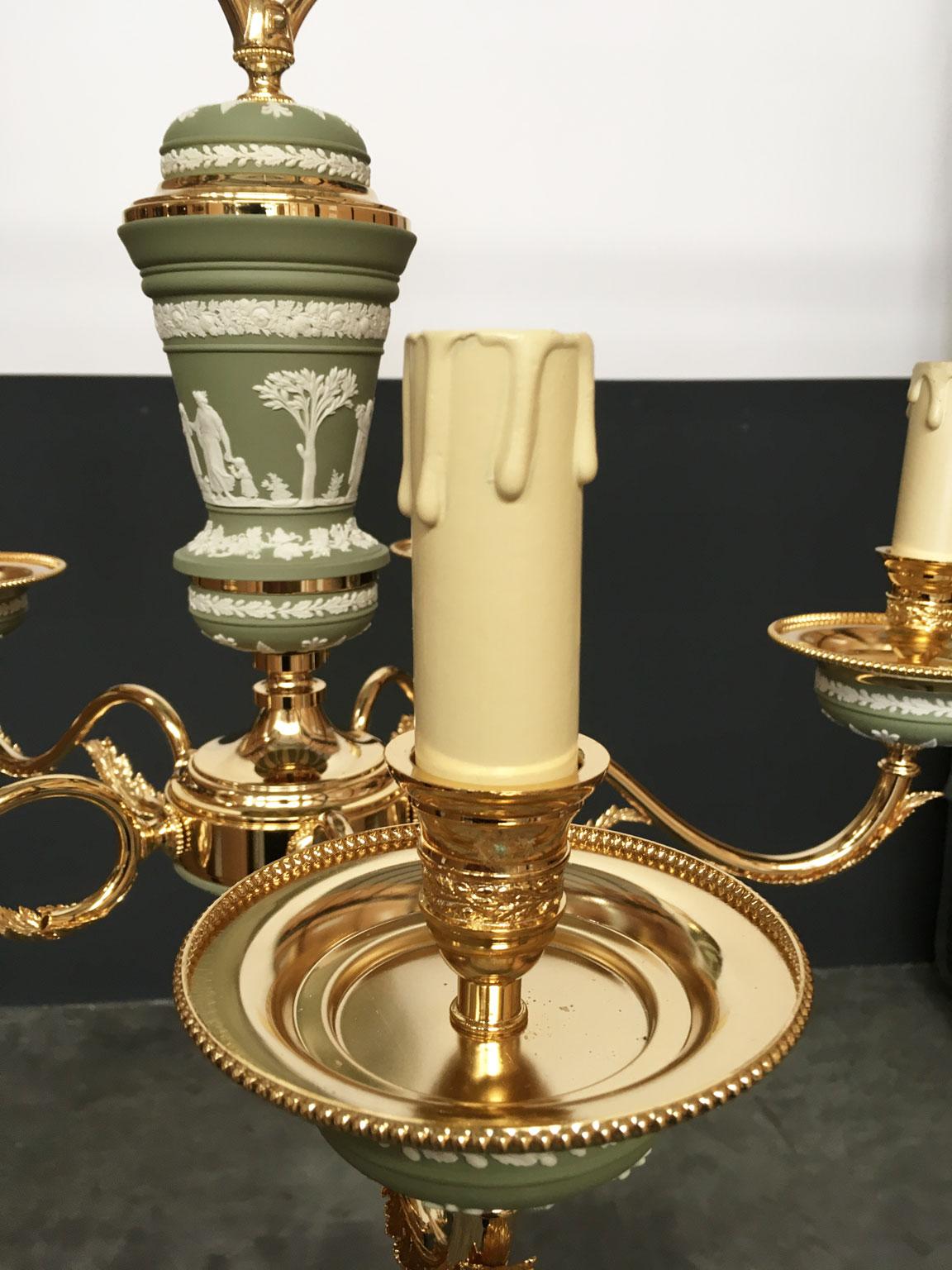 Italy 1970 Hollywood Regency Style Green Porcelain and Brass Chandelier 5 lights For Sale 2
