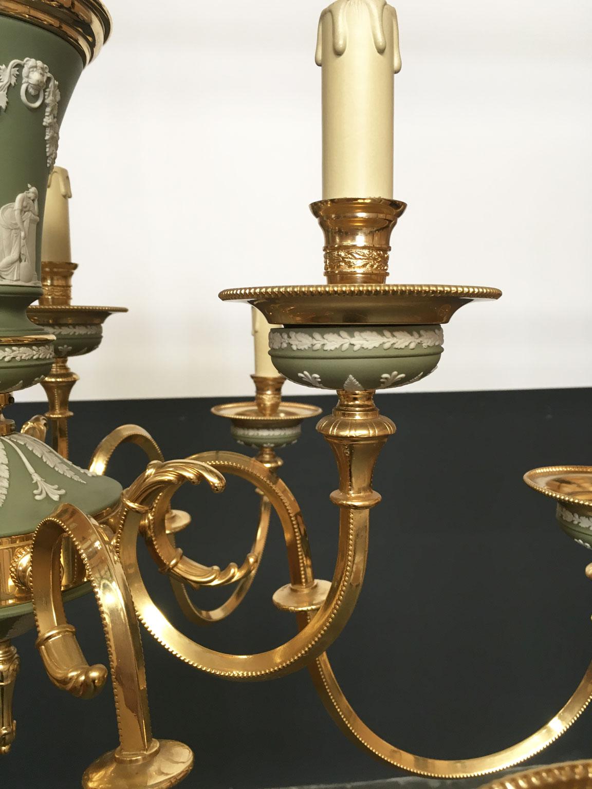 Italian 1970 Italy Hollywood Regency Style Green Porcelain and Brass Chandelier 9 lights For Sale
