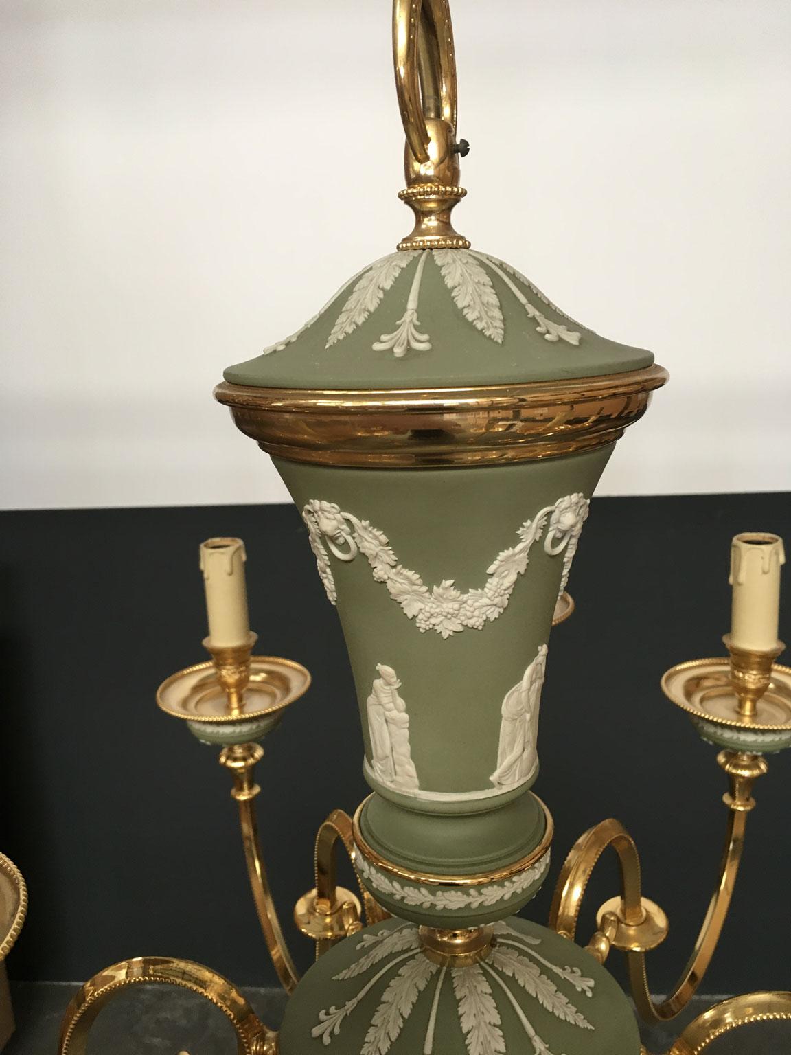 1970 Italy Hollywood Regency Style Green Porcelain and Brass Chandelier 9 lights For Sale 3