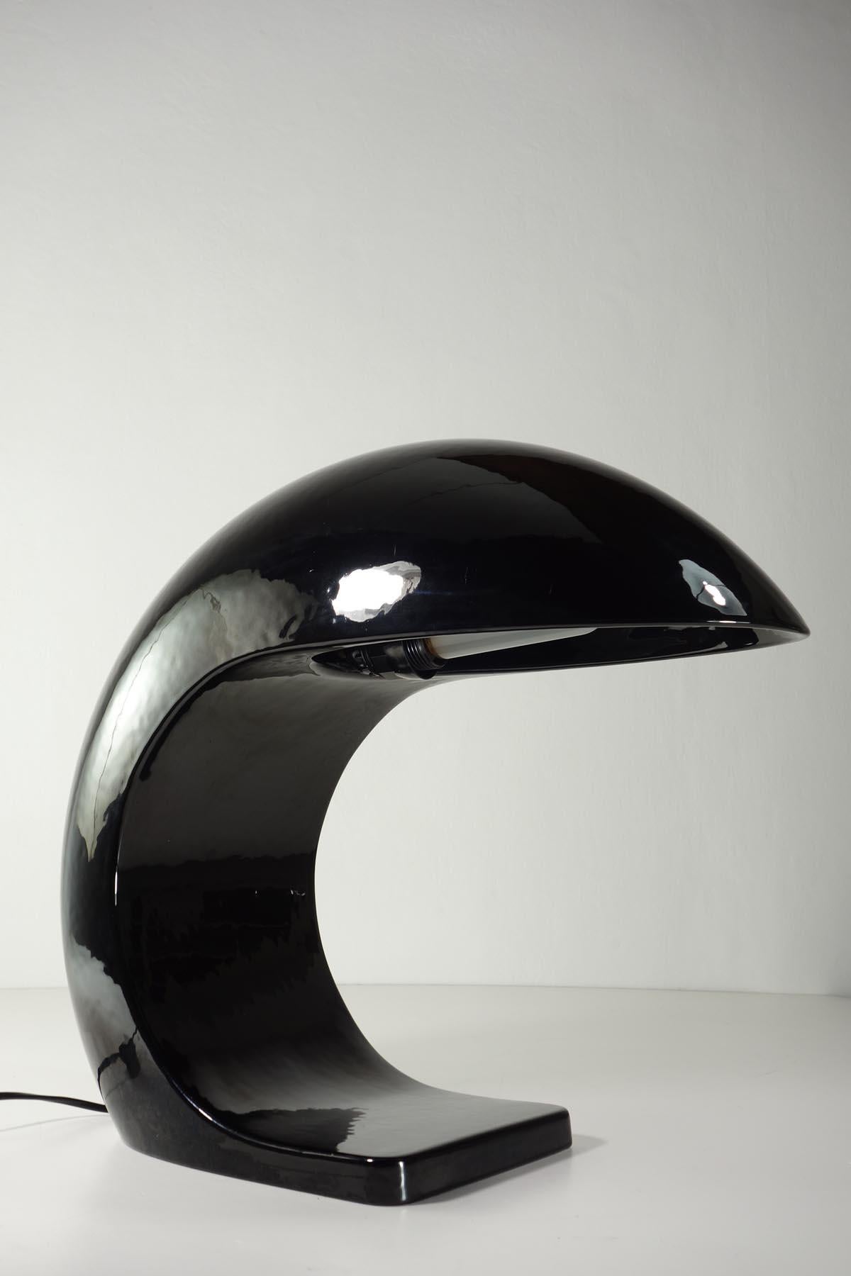 1970 Ivo Sedazzari Prisma Italienisches Design Modernistische Schwarze Keramische Tischlampe im Angebot 1