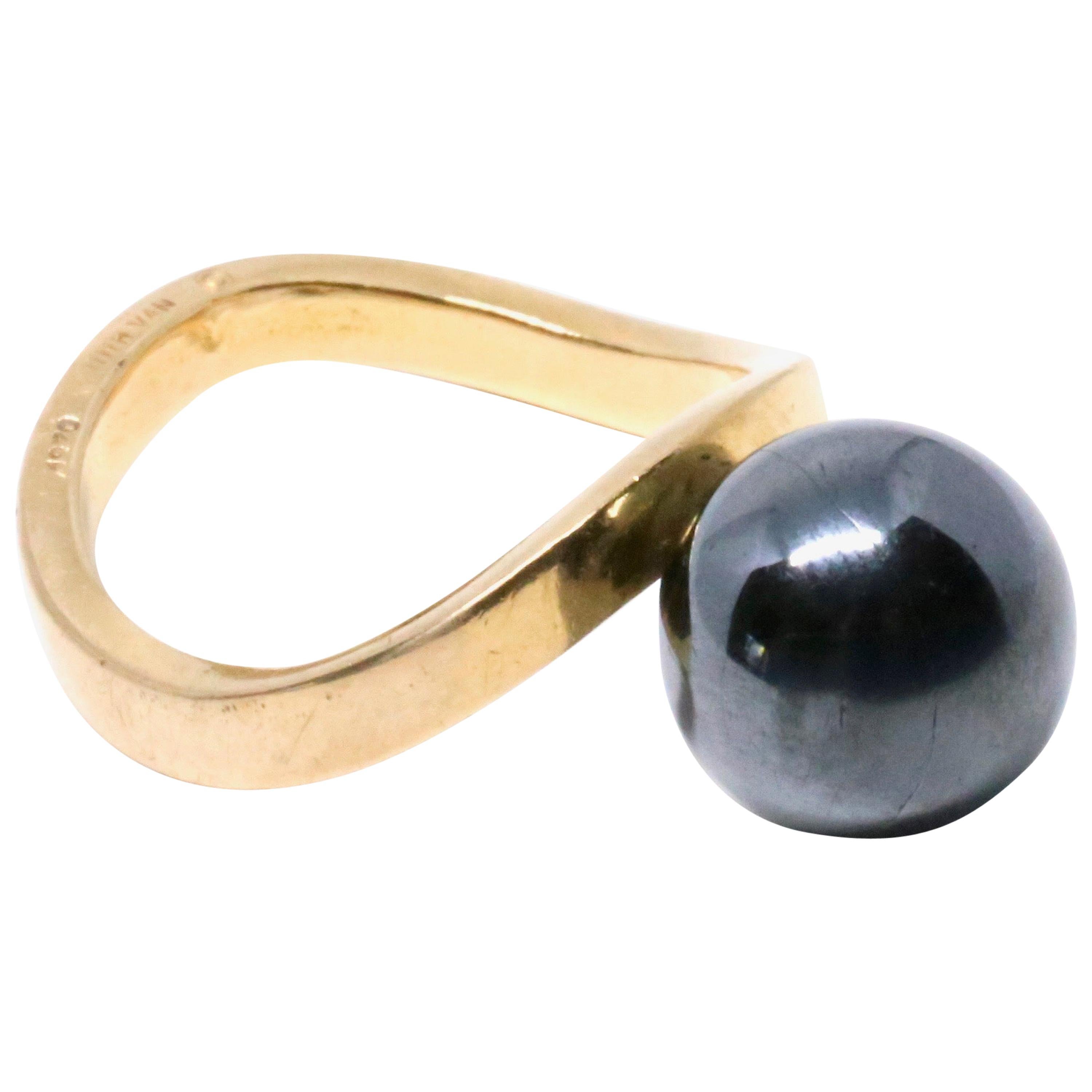 1970 Jean Dinh Van 18 Karat Yellow Gold Ring with Hematite Sphere For Sale  at 1stDibs