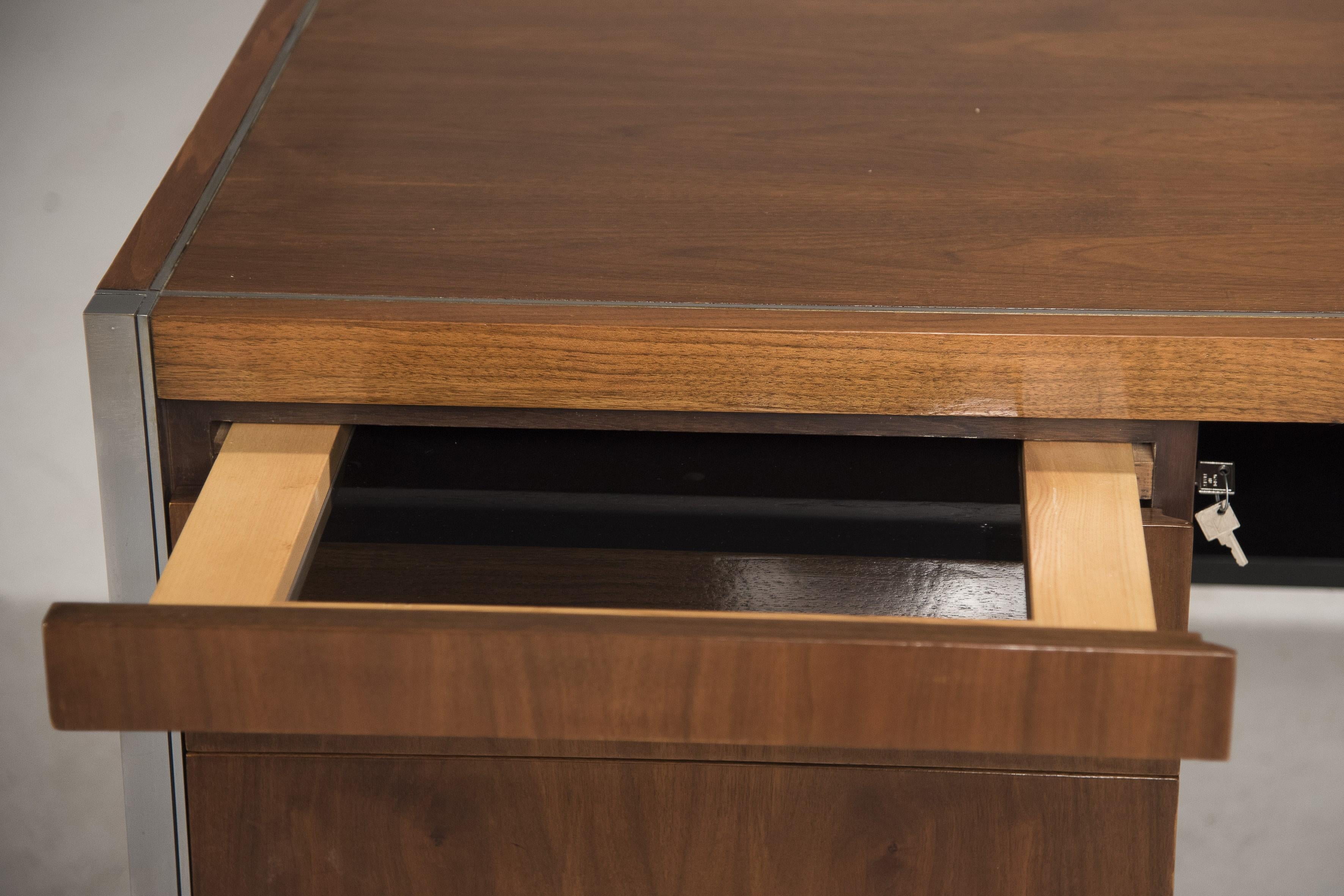 1970 Knoll Rosewood and Steel Florence Model Desk 8