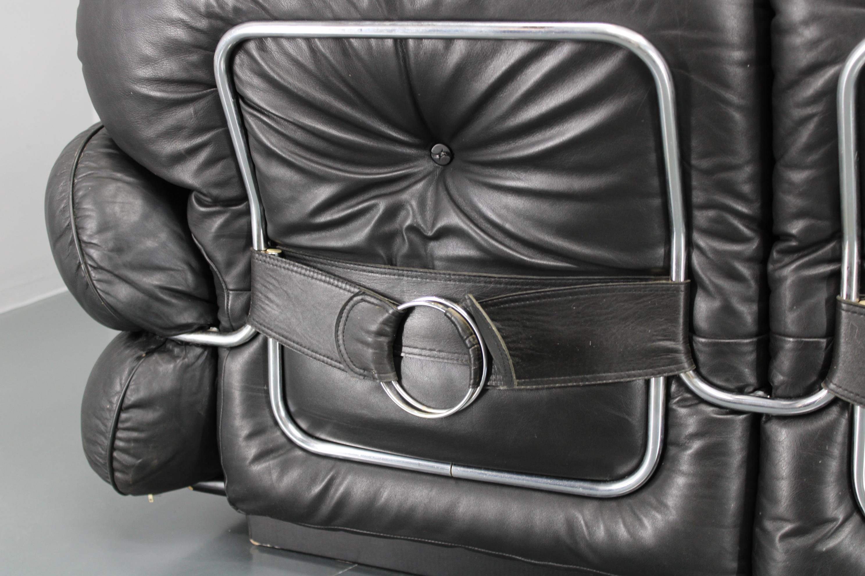 1970 Kurt Hvitsjö Seltenes Hannibal Schwarzes 3-Sitzer Sofa für Isku, Finnland im Angebot 8