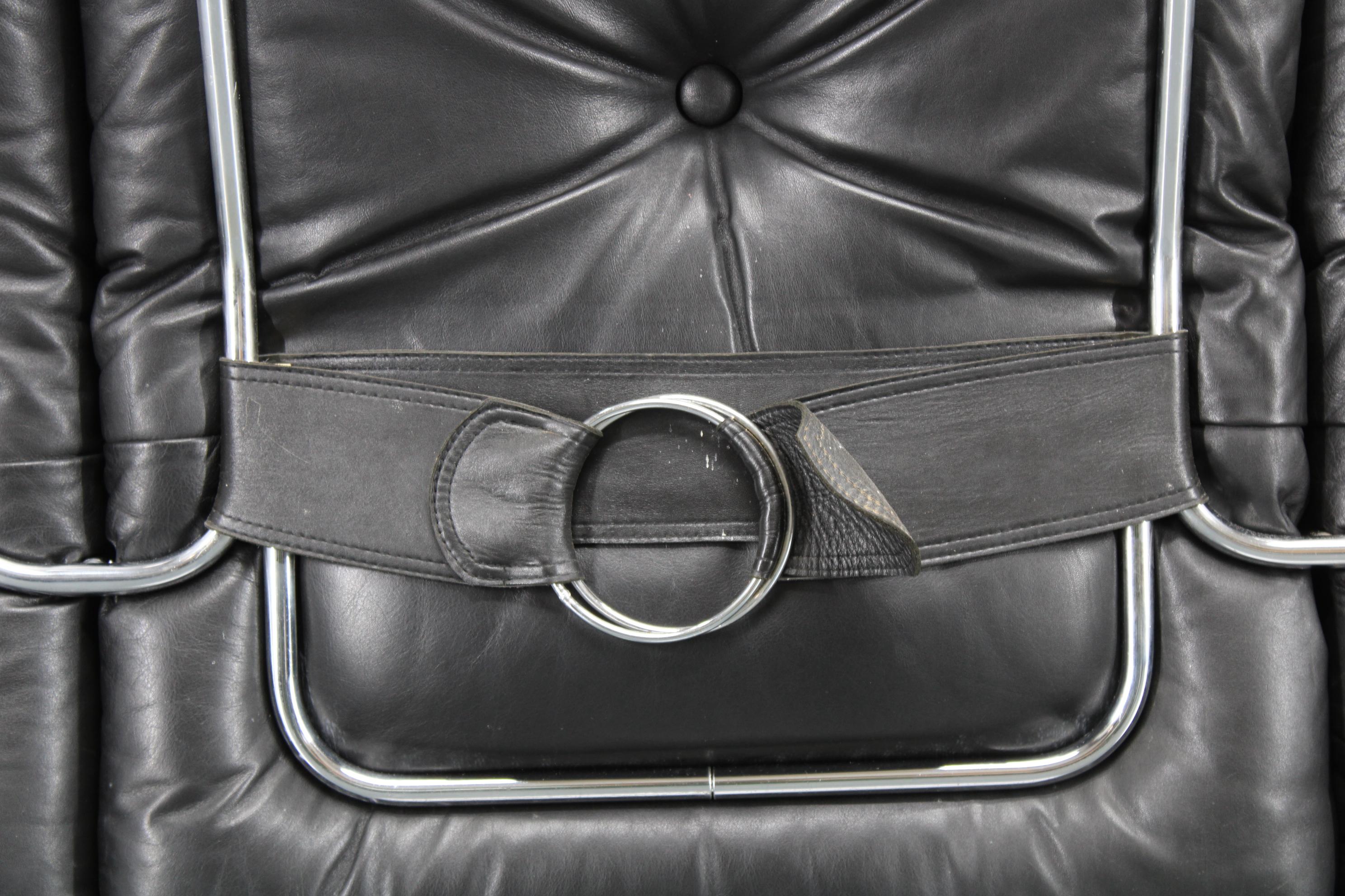 1970 Kurt Hvitsjö Seltenes Hannibal Schwarzes 3-Sitzer Sofa für Isku, Finnland im Angebot 9