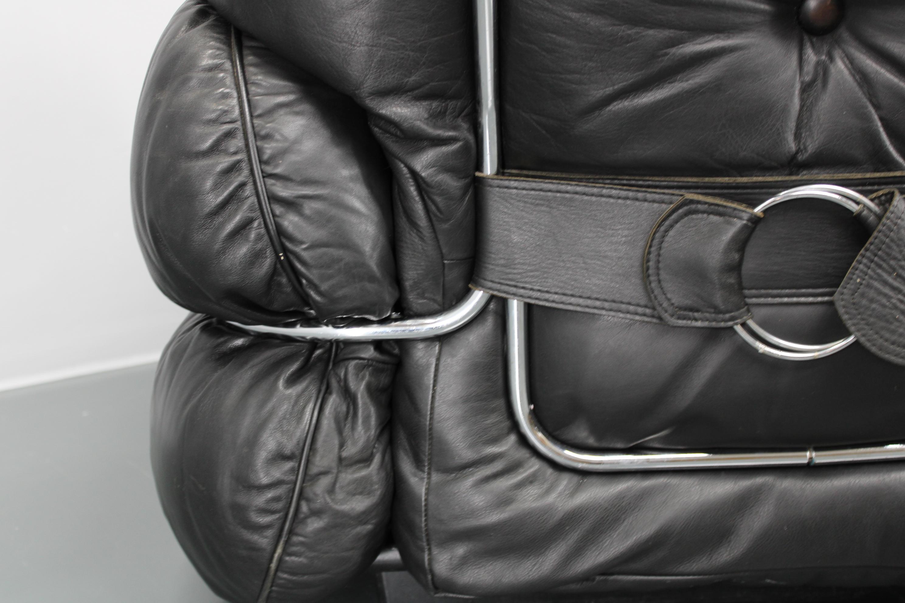 1970 Kurt Hvitsjö Rare “Hannibal” Black Leather Armchair For Isku, Finland For Sale 9