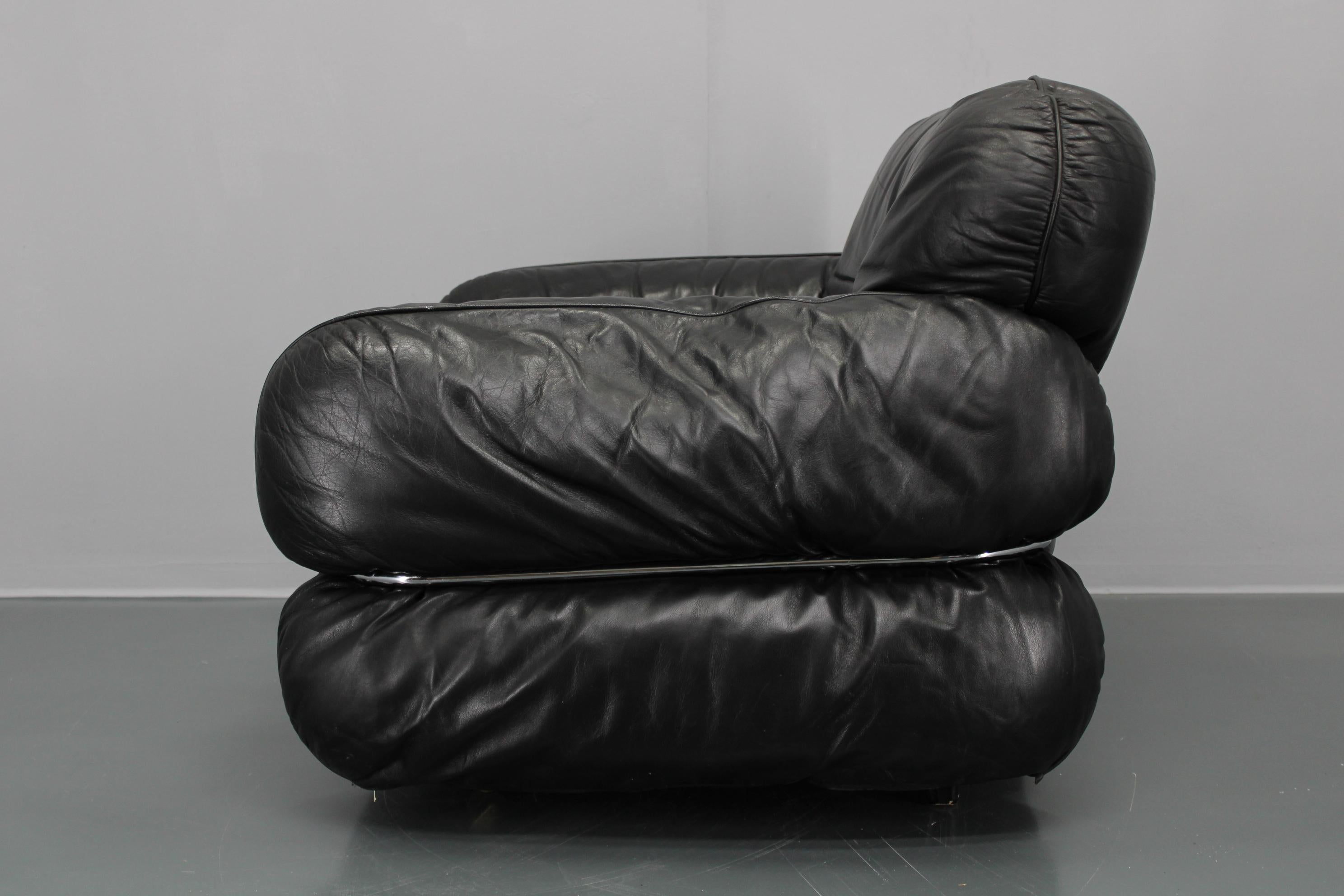 1970 Kurt Hvitsjö Rare “Hannibal” Black Leather Armchair For Isku, Finland For Sale 12