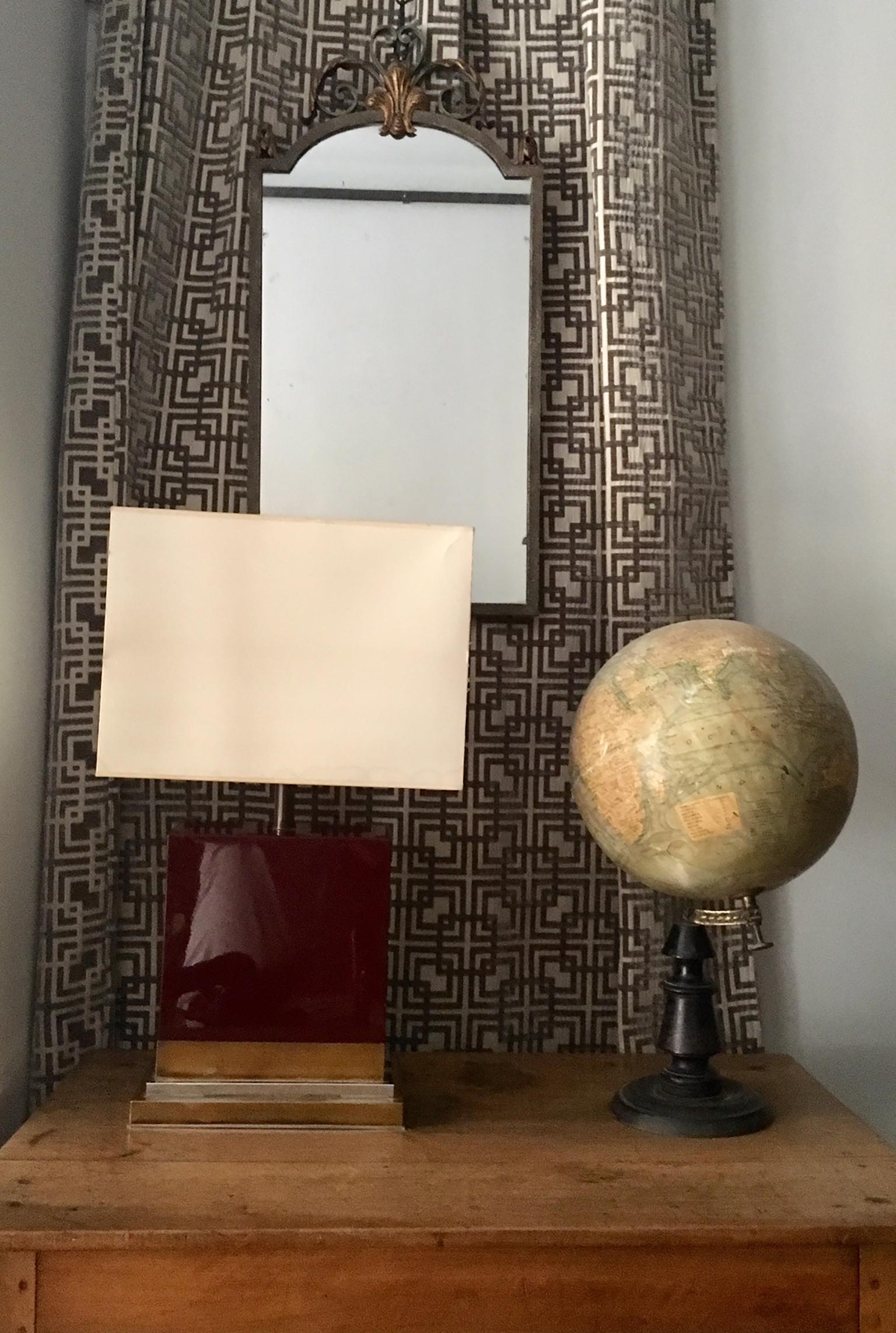 Lampe de table laquée de 1970 par J.C. Mahey en vente 5