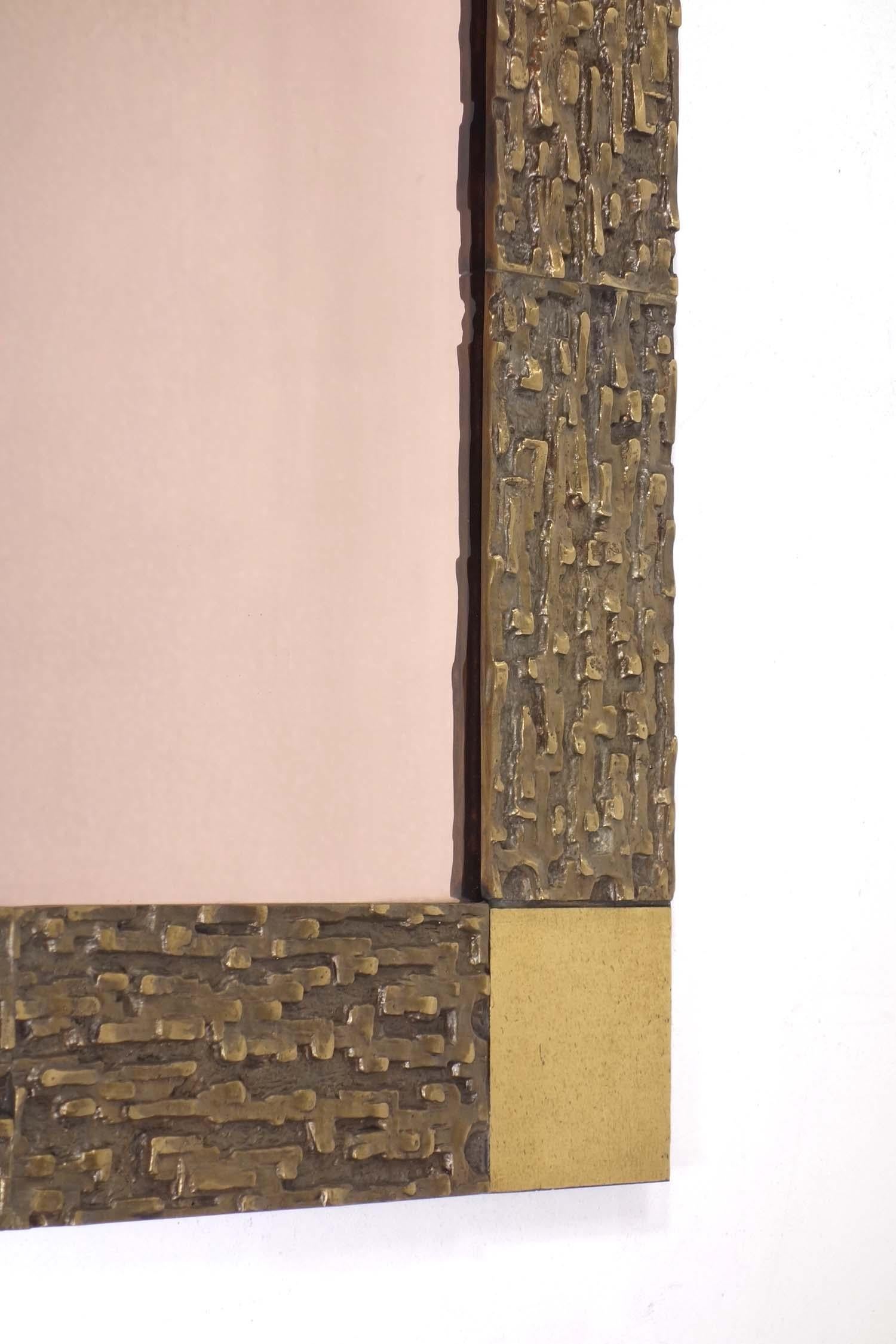 1970 Luciano Frigerio Escultura moderna italiana de bronce Espejo de pared cuadrado en Excelente estado para la venta en Brescia, IT