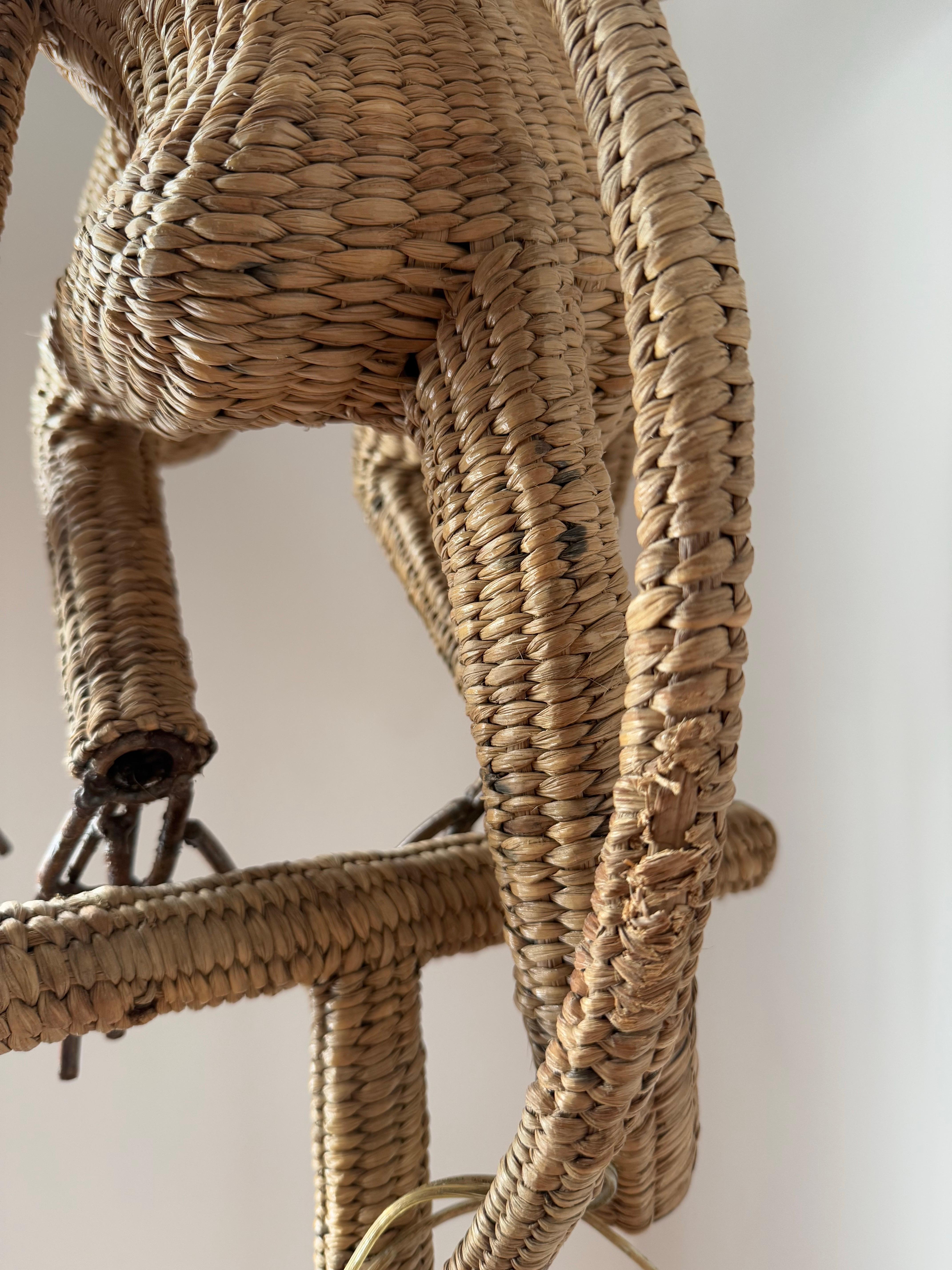 Lampada da terra con scimmia di Mario Lopez Torres del 1970 in vendita 3